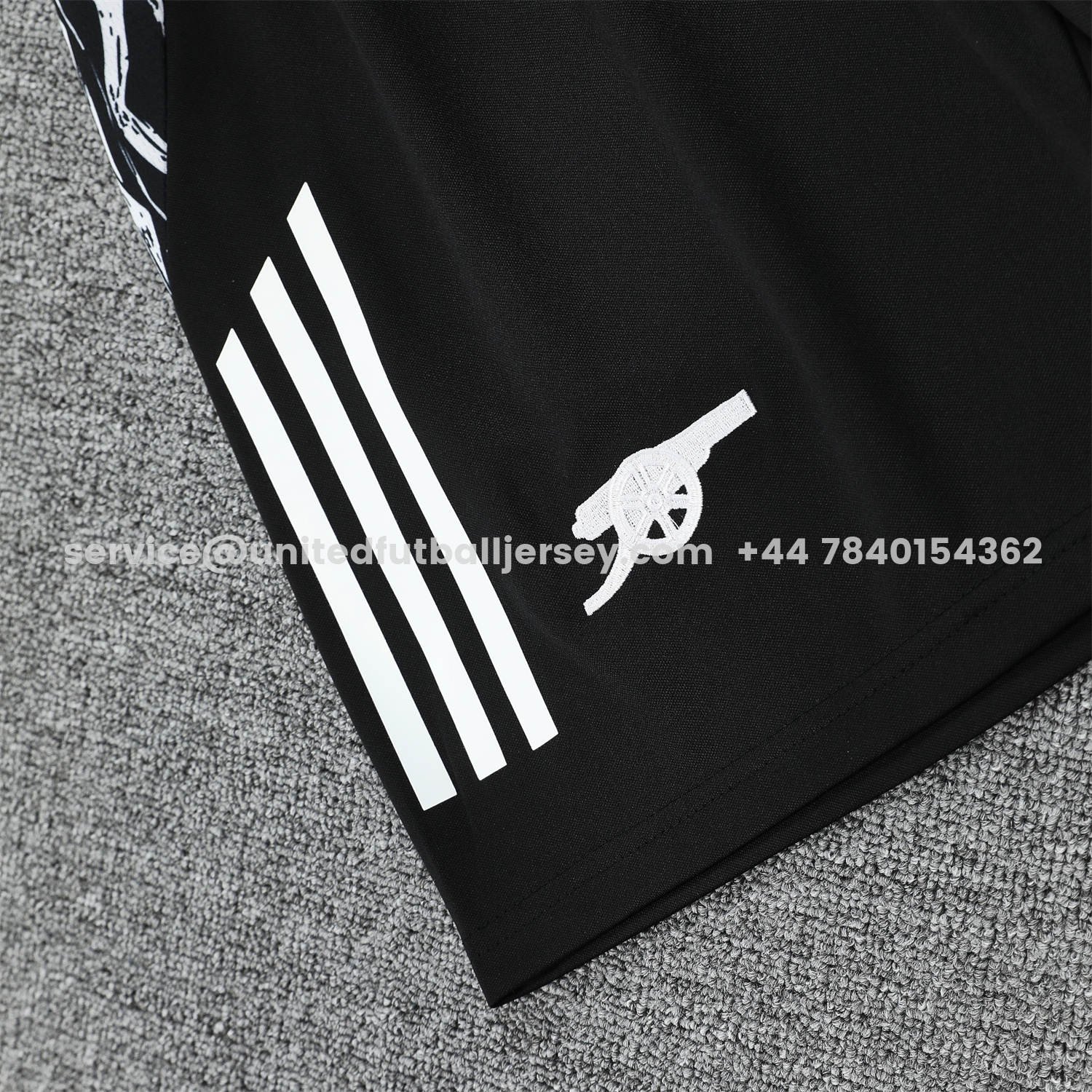 unitedfutballjersey-Arsenal 25-26 Vest Training Set - Colorful Festival Vest and Black Shorts