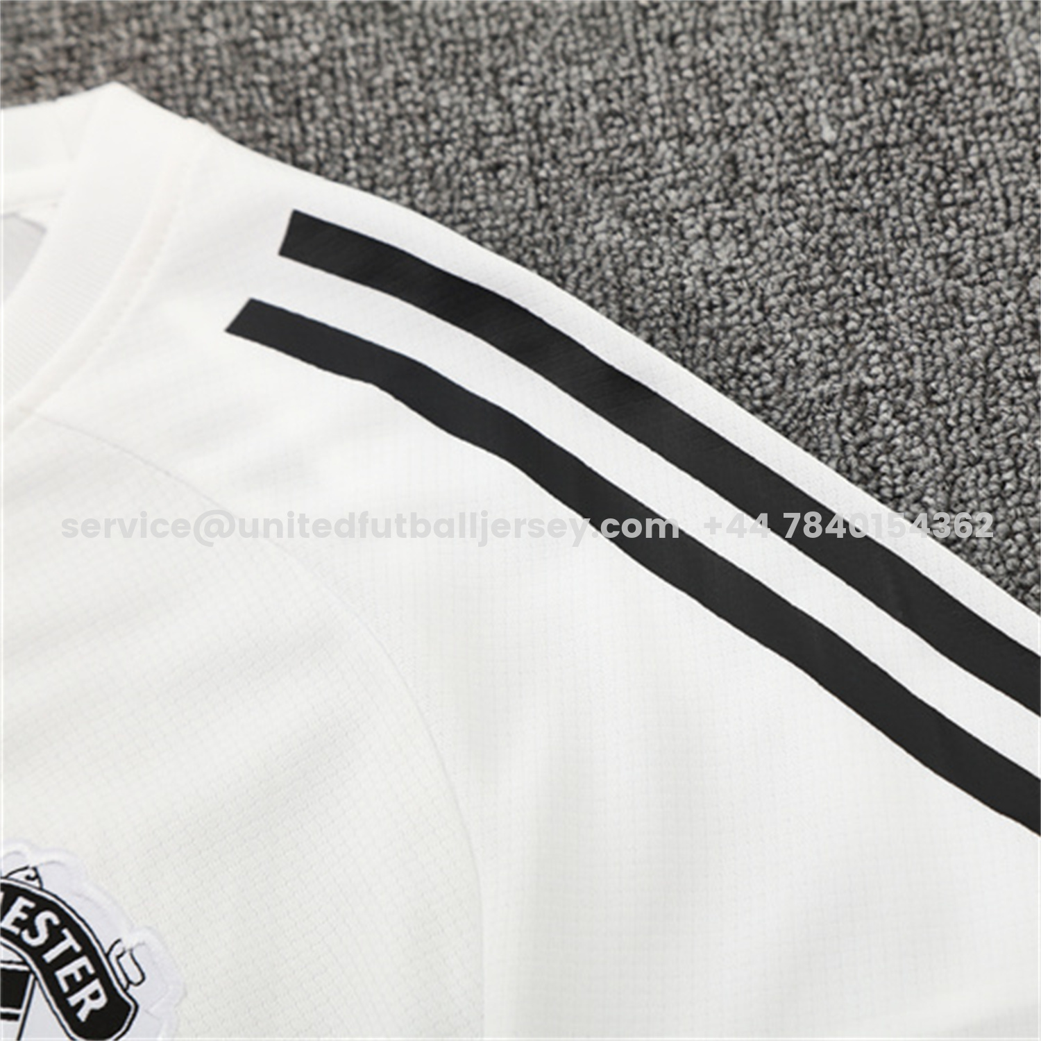 unitedfutballjersey-Manchester United 25-26 Short-Sleeve Training Set - White Purple Top & Black Shorts