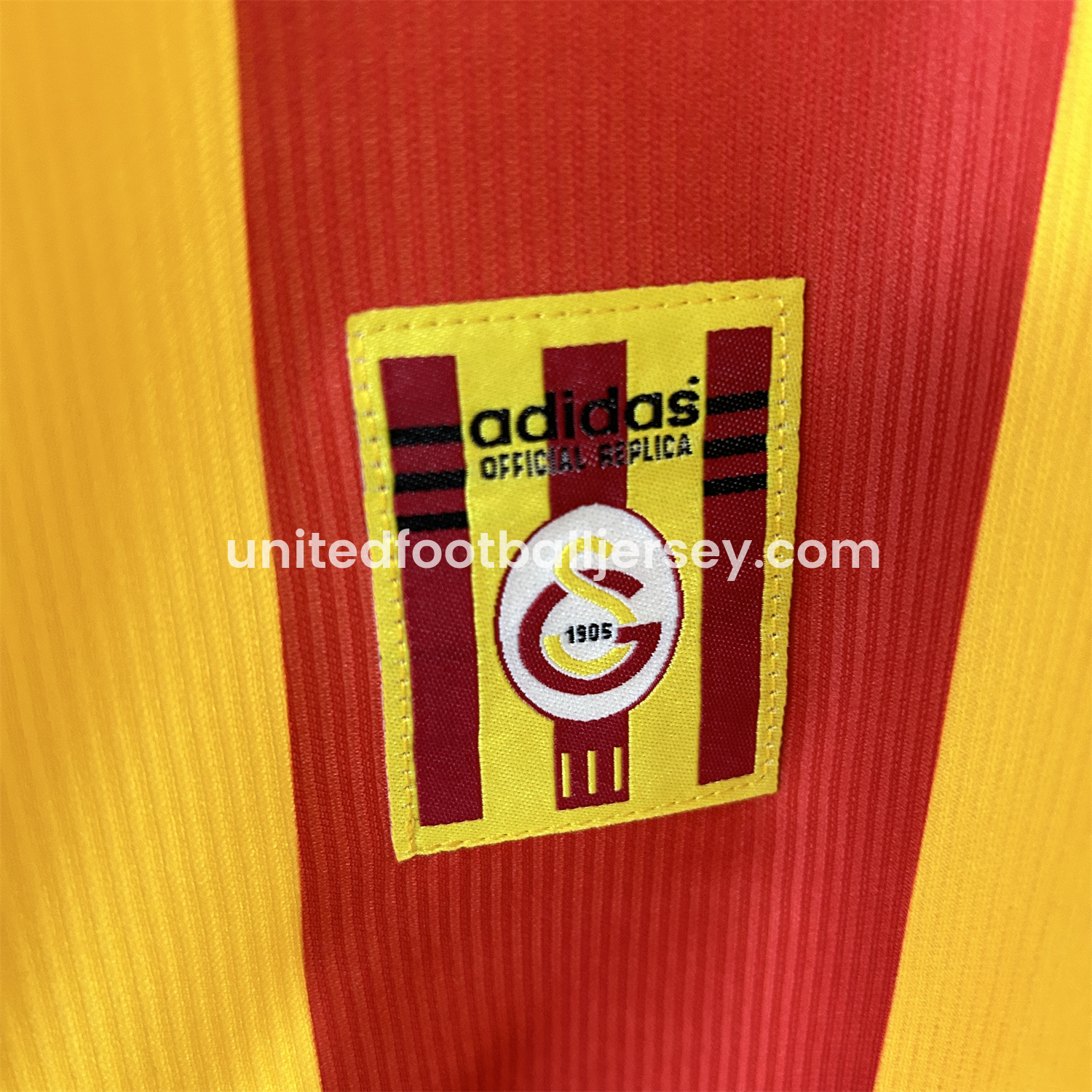 unitedfutballjersey-Retro Galatasaray 1999-00 Home Jersey