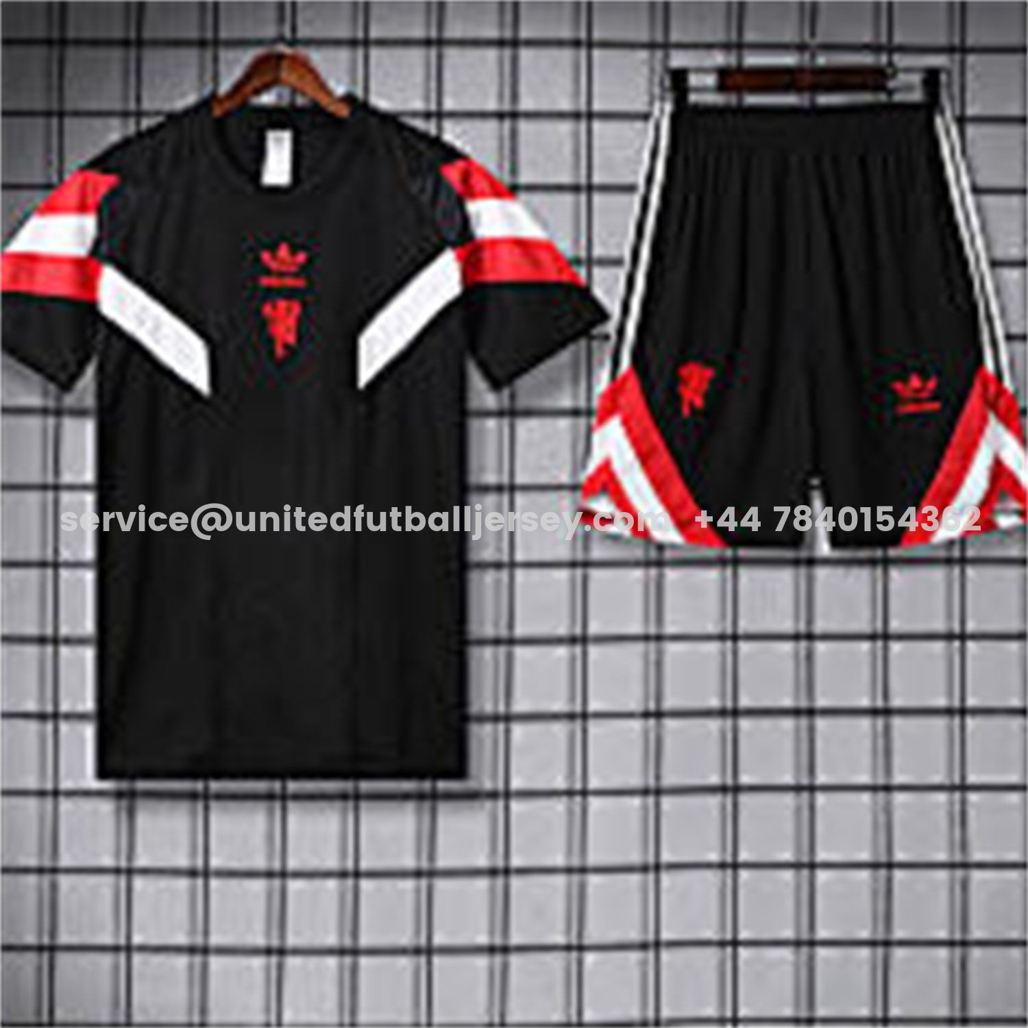 unitedfutballjersey-Manchester United 25-26 Short-Sleeve Training Set - Red Devil Black Top & Black Shorts