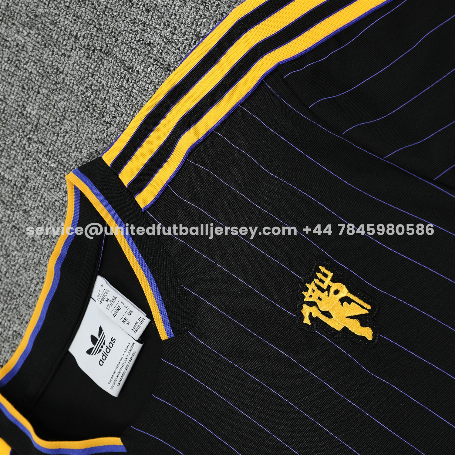 unitedfutballjersey-Manchester United 25-26 Short-Sleeve Training Set - Black Top & Black Shorts