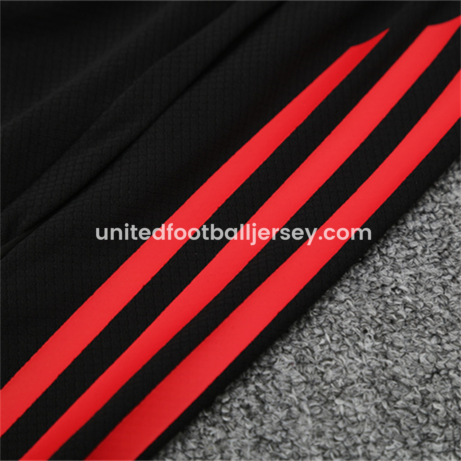 unitedfutballjersey-Bayern Munich 25-26 Kids Short-Sleeve Training Set - Green Top & Black shorts