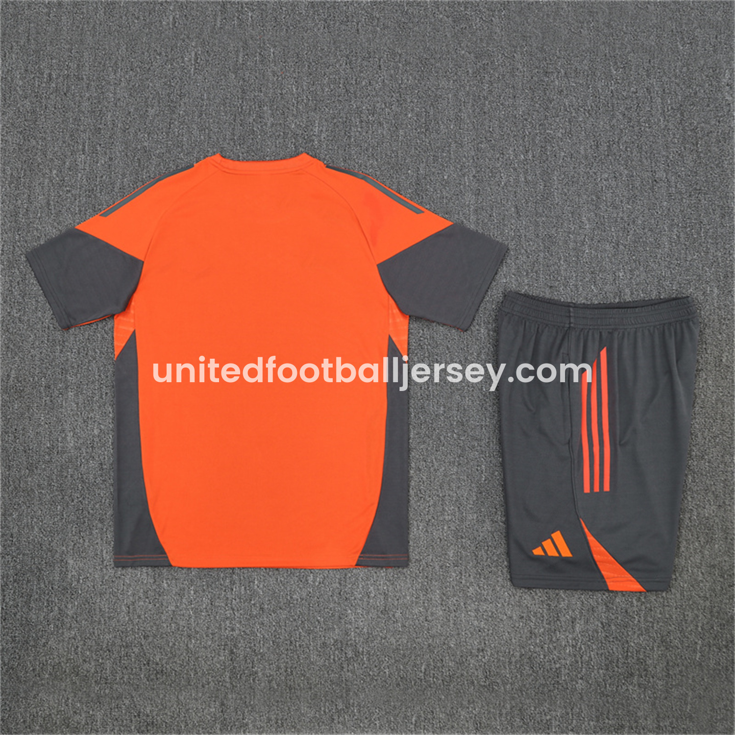 unitedfutballjersey-Bayern Munich 25-26 Kids Short-Sleeve Training Set - Orange Top & Gray shorts