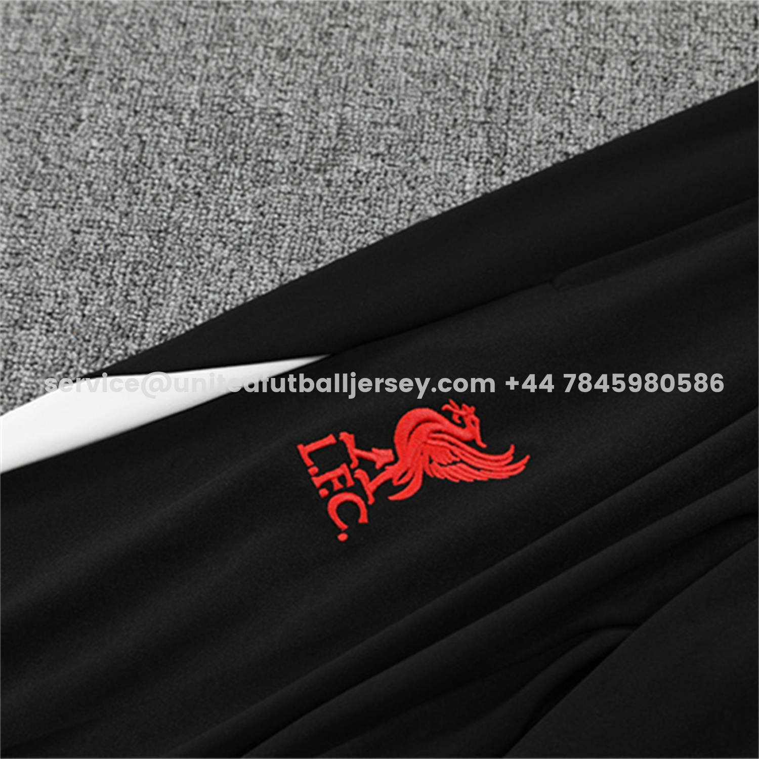 unitedfutballjersey-Liver.pool 25-26 Kids Long Sleeve Training Set - Player Version - White Top & Black Pants