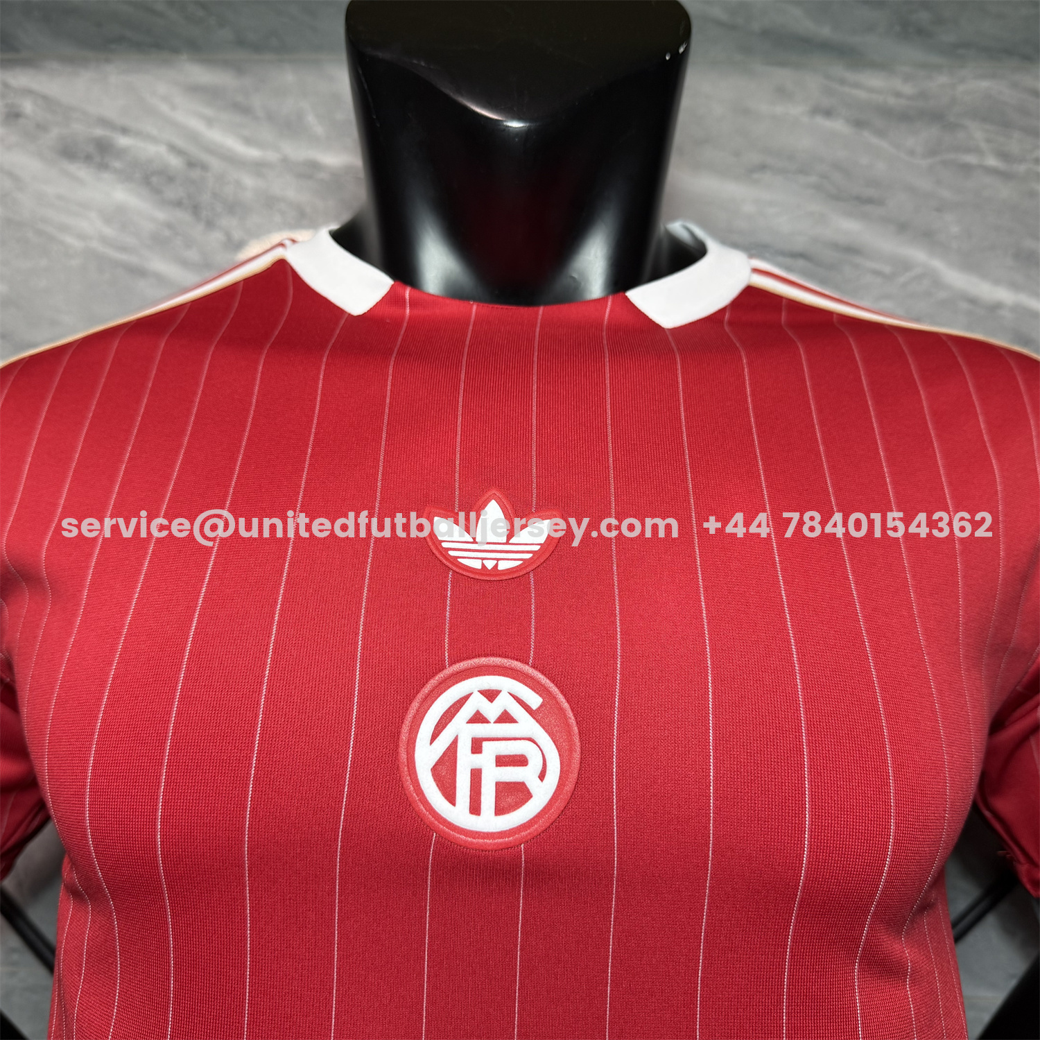 unitedfutballjersey-Bayern Munich 25-26 Trefoil Red And White Travel Jersey - Player Version