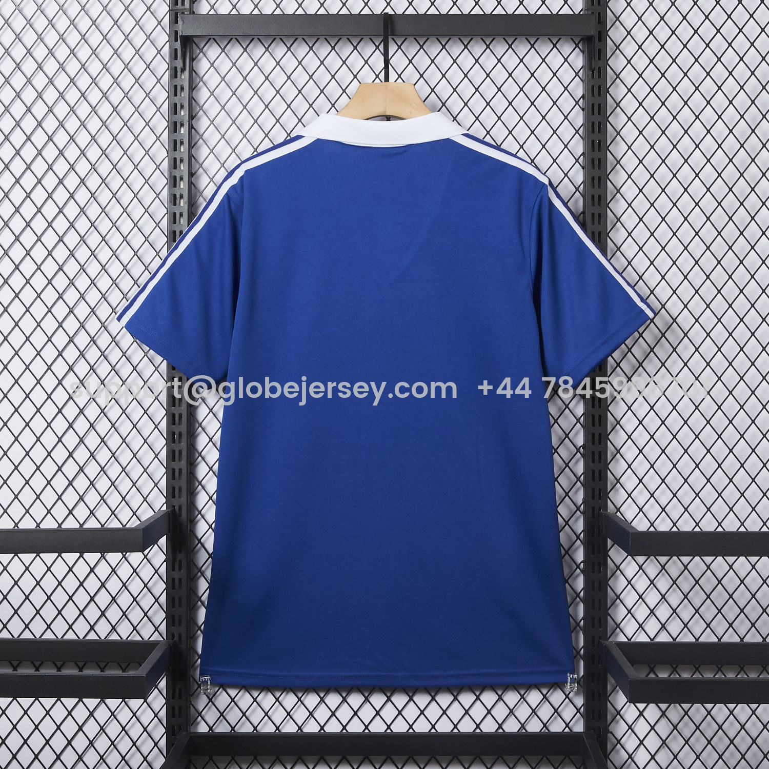 GlobeJersey-Retro Hamburger SV 1979 Away Blue Jersey