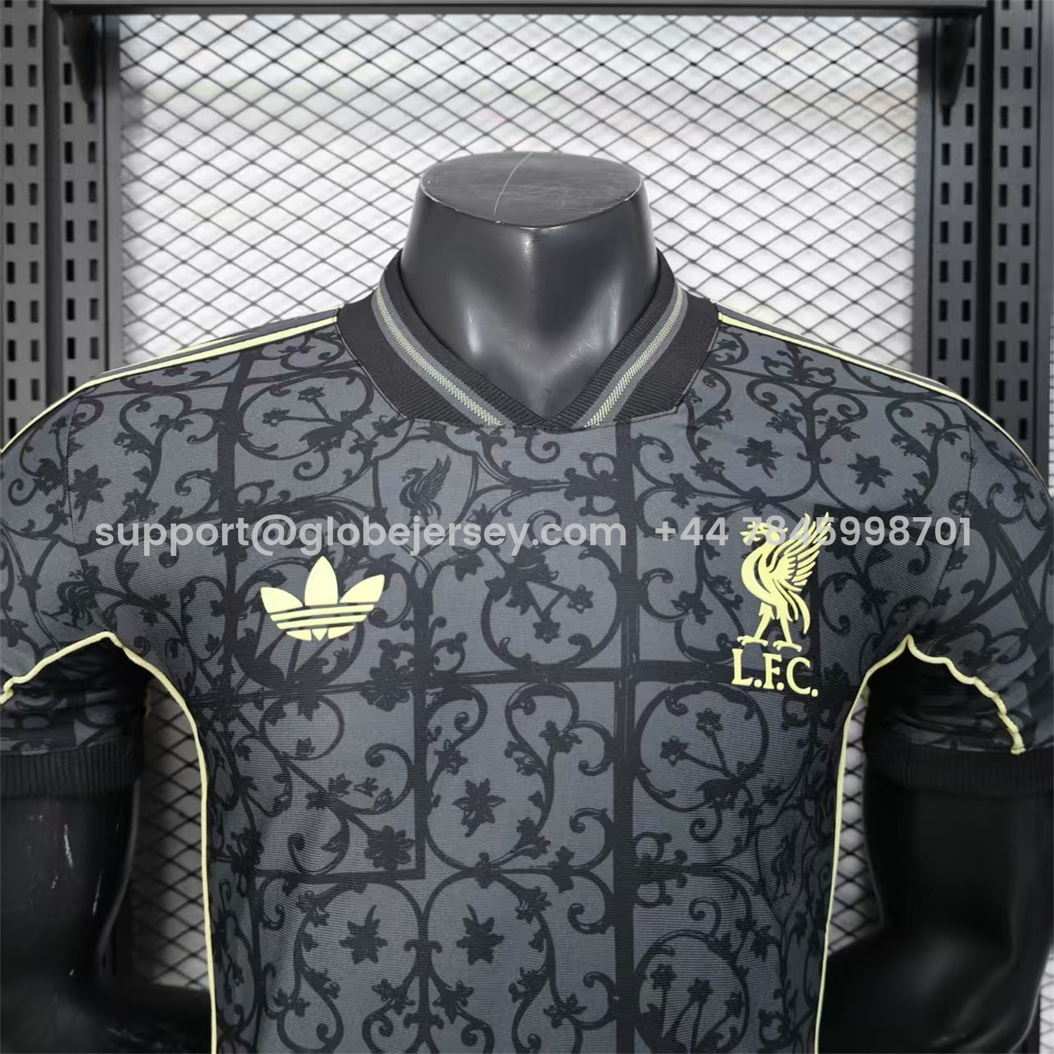 GlobeJersey-Liver.pool 25-26 Black Floral Pattern Special Jersey - Player Version