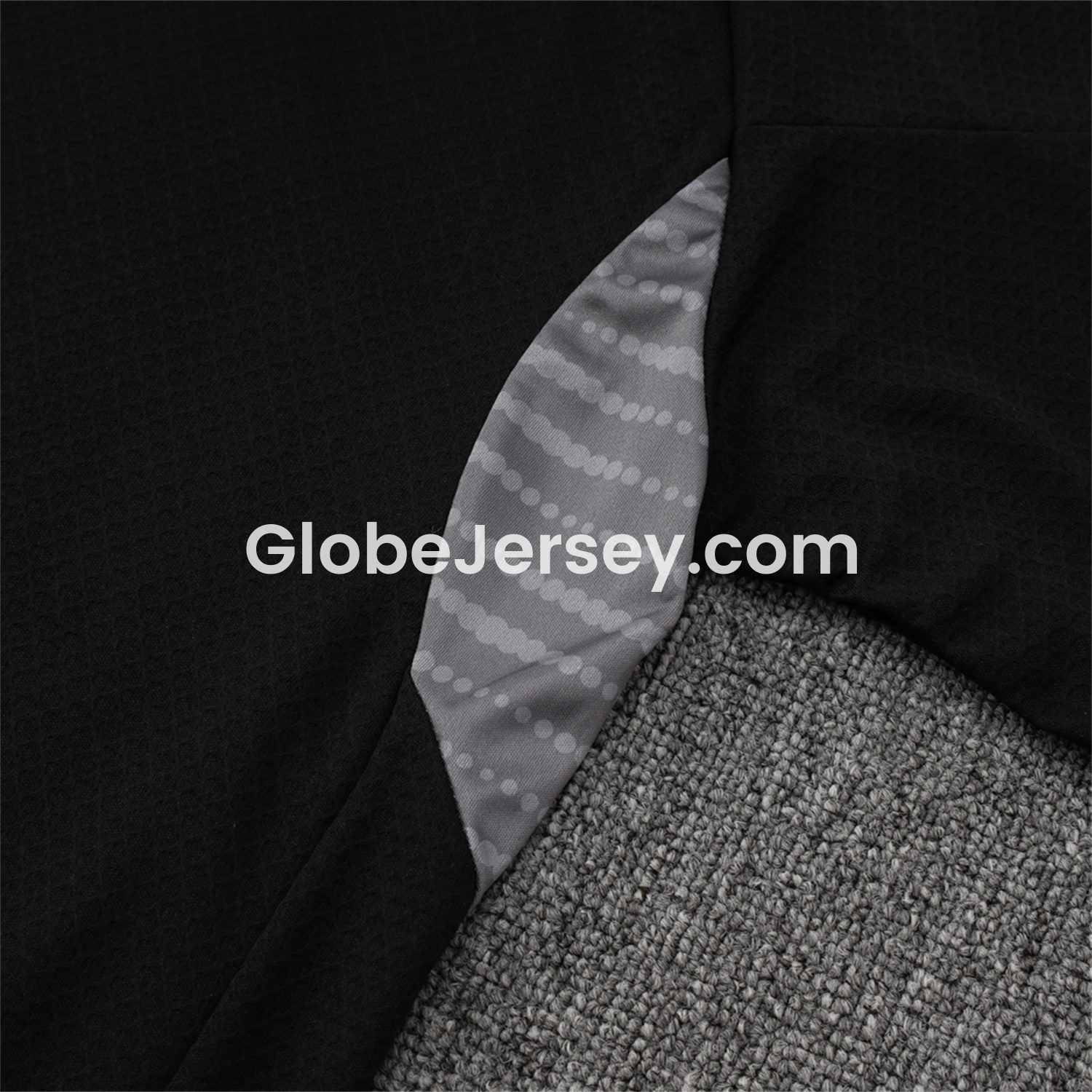 GlobeJersey-Real Madrid 25-26 Short-Sleeve Training Set - Black Top and Black Shorts