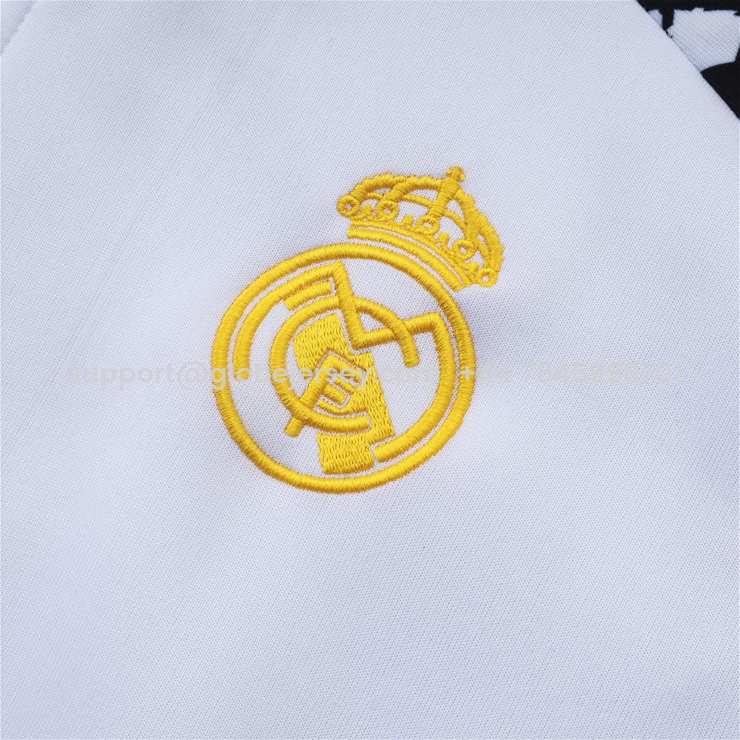 GlobeJersey-Real Madrid 25-26 Unsponsored Long Sleeve Training Set - White Top & Black Pants