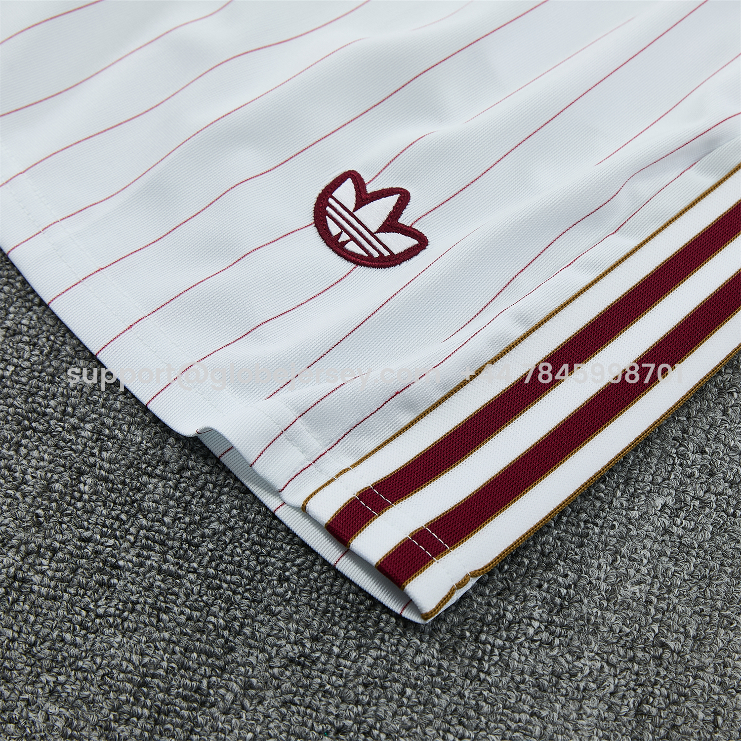 GlobeJersey-Arsenal 25-26 Retro Style Vest Training Set - White With Burgundy Stripes And Collar Top & Pants