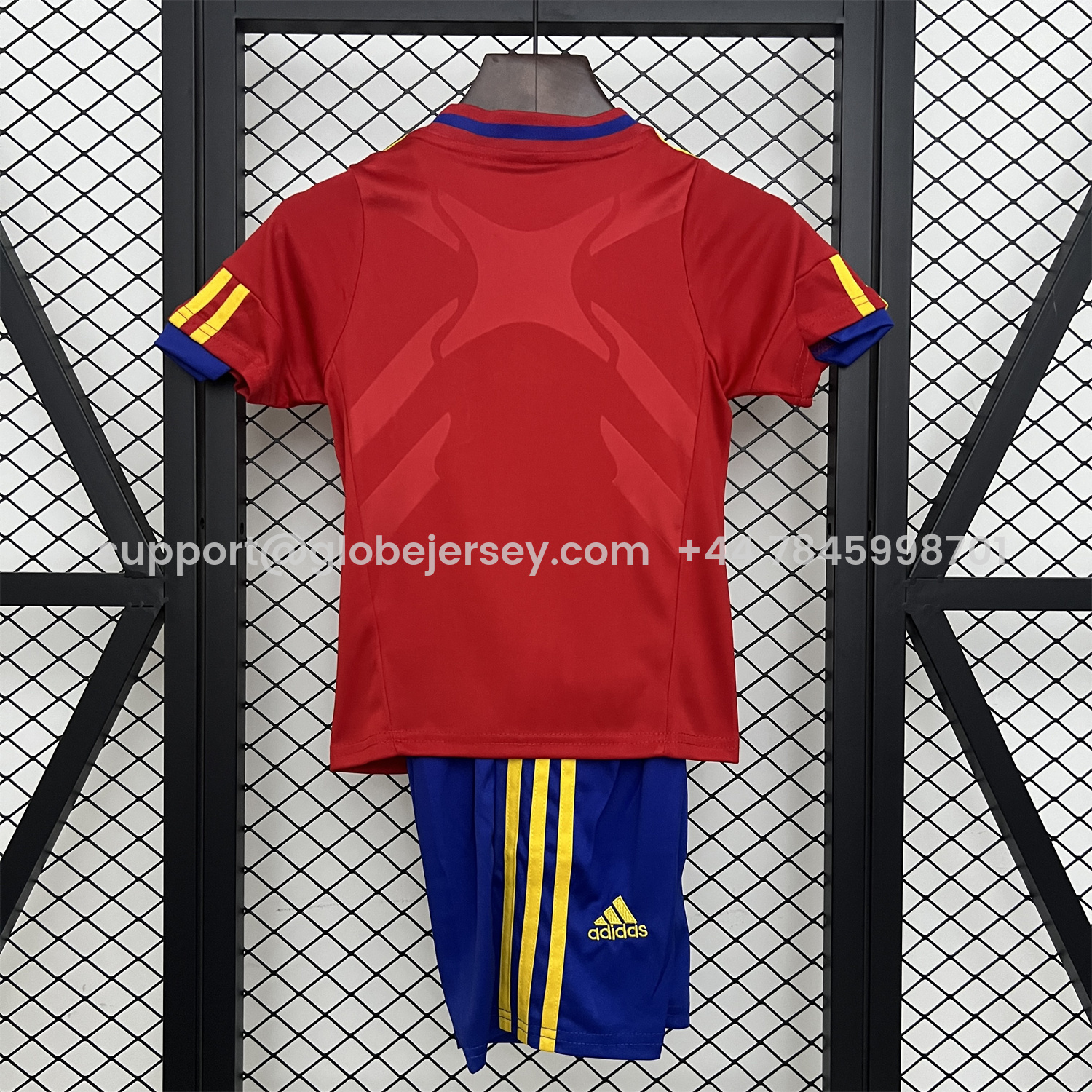 GlobeJersey-Retro Spain 2010 Home Kids Kit