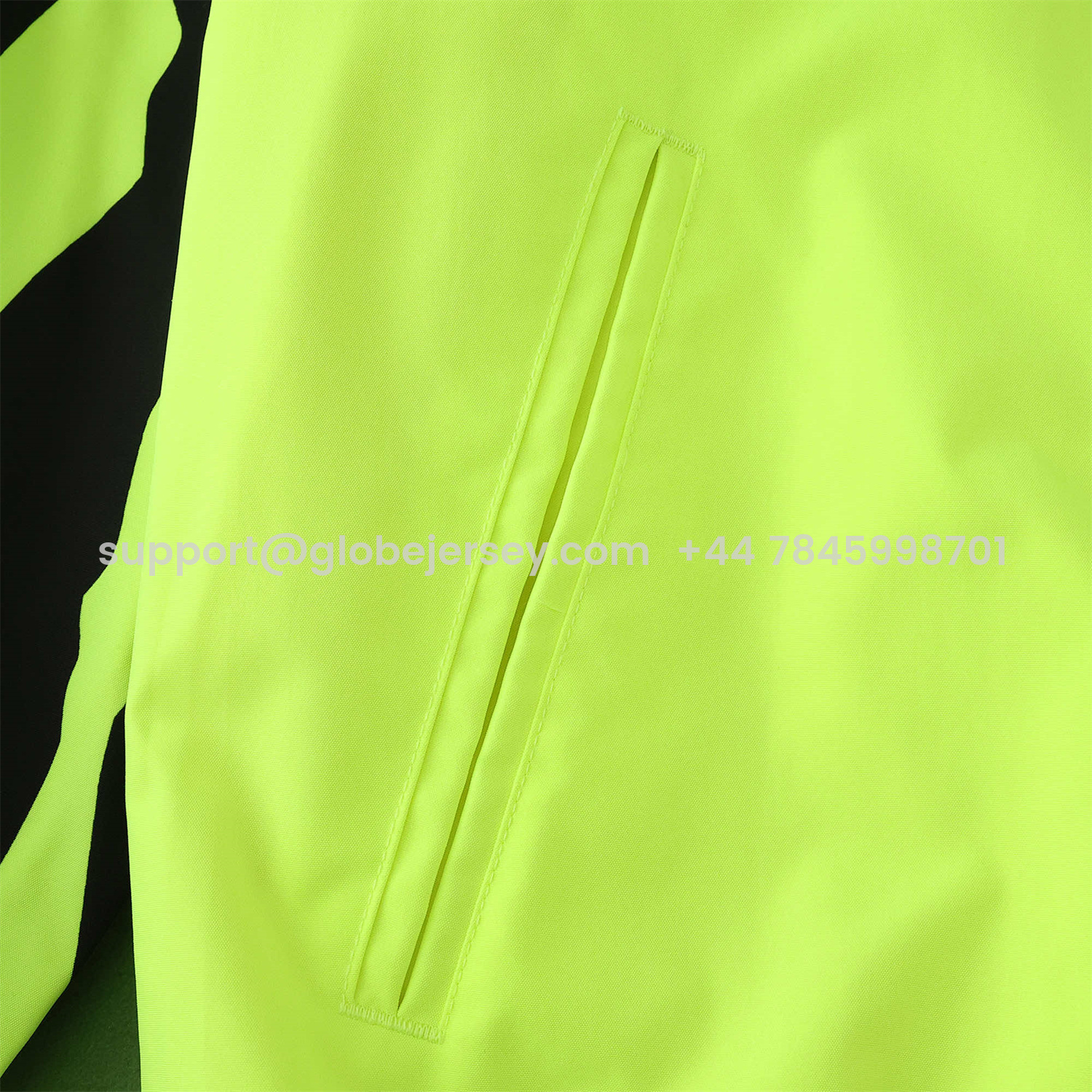 GlobeJersey-Dortmund 25-26 Double Sided Reversible Windbreaker - Green & Yellow