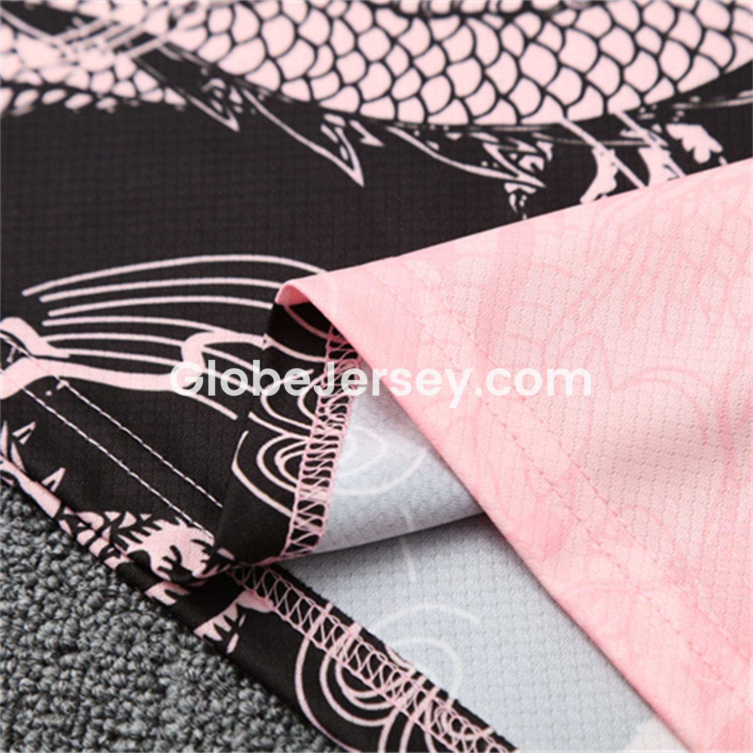 GlobeJersey-Real Madrid 25-26 Kid Short-Sleeve Training Set - Pink Black Top & Black Shorts