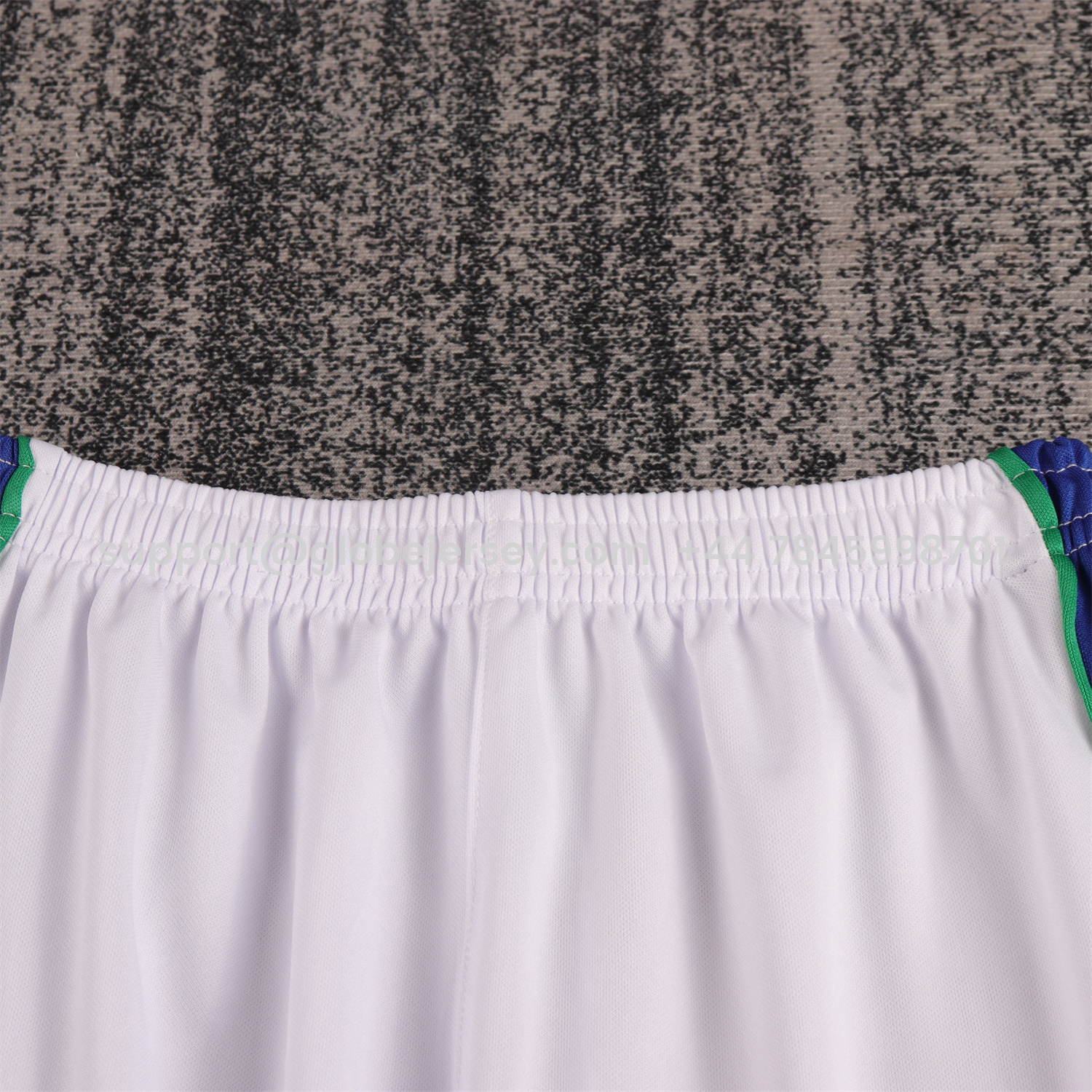 GlobeJersey-Retro Brazil 1998 Away Kids Kit