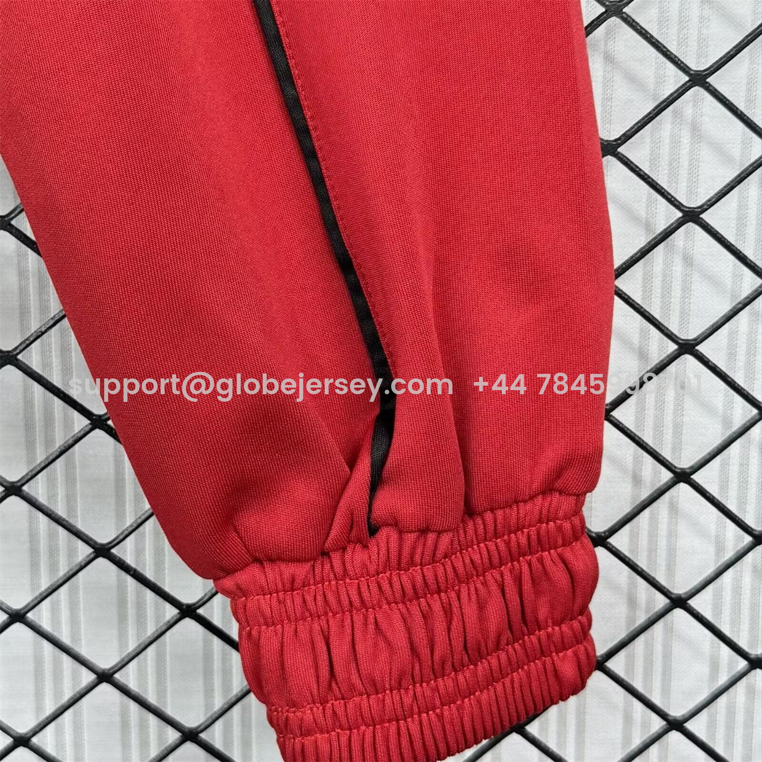 GlobeJersey-Frankfurt 25-26 Training Windbreaker Jacket - Red