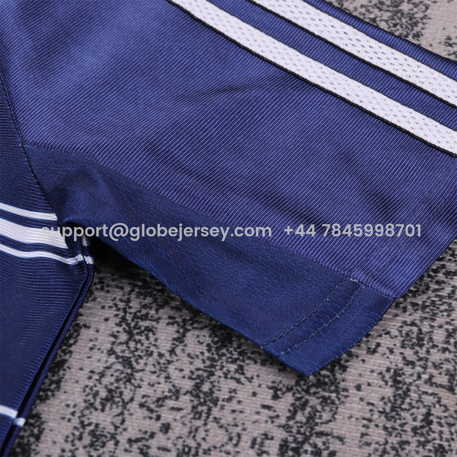 GlobeJersey-Retro Real Madrid 1998-99 Away Kids Kit