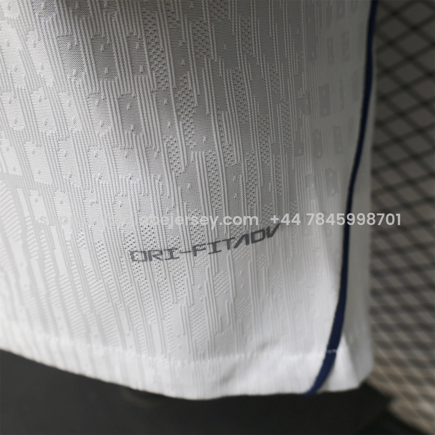 GlobeJersey-Paris Saint-Germain PSG 25-26 Red Blue Stripes White Special Jersey - Player Version