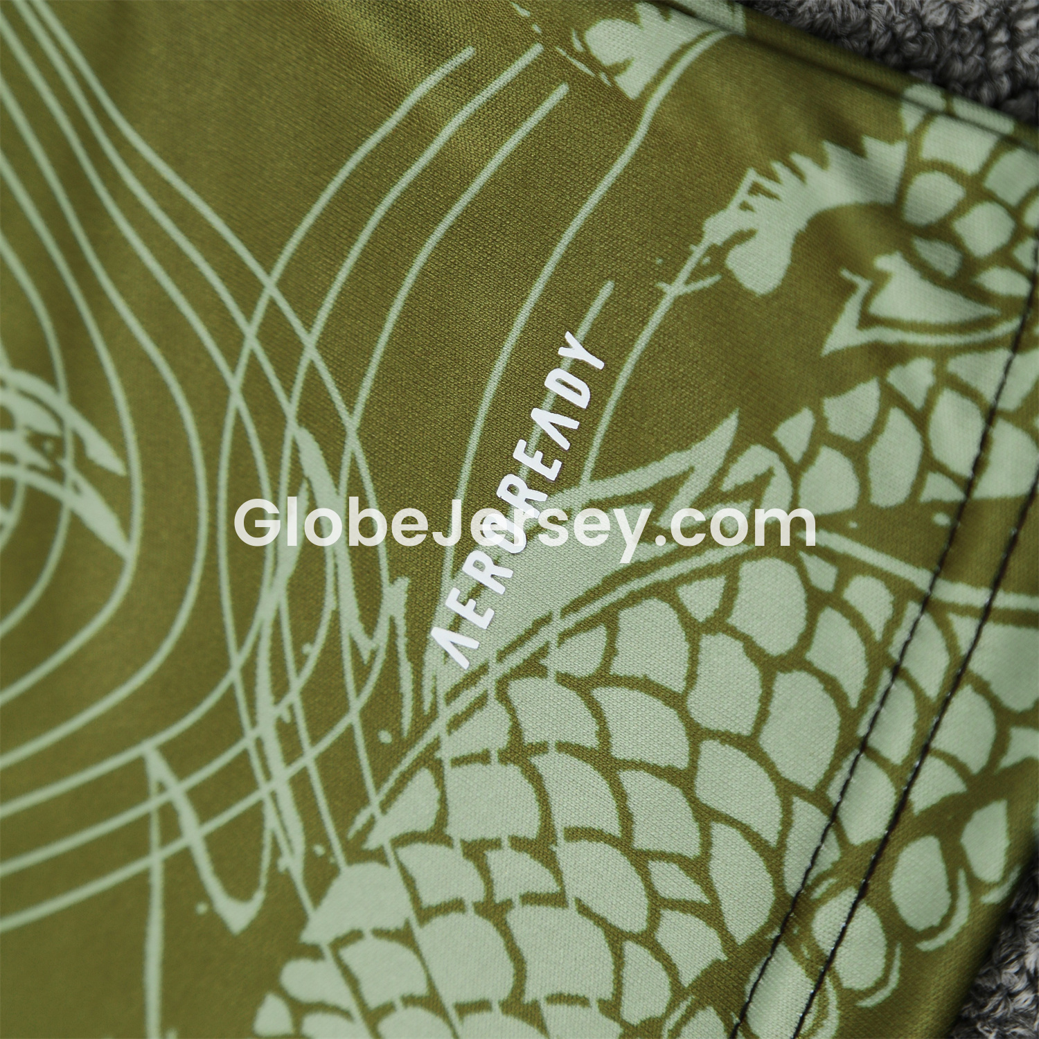 GlobeJersey-Real Madrid 25-26 Vest Training Set - Green-Black Dragon Vest & Black-White Shorts