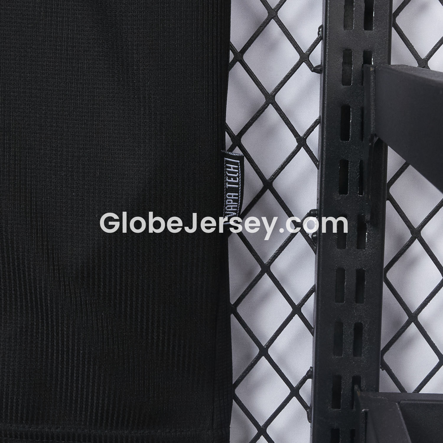 GlobeJersey-Retro Manchester United 1998-99 Black Jersey