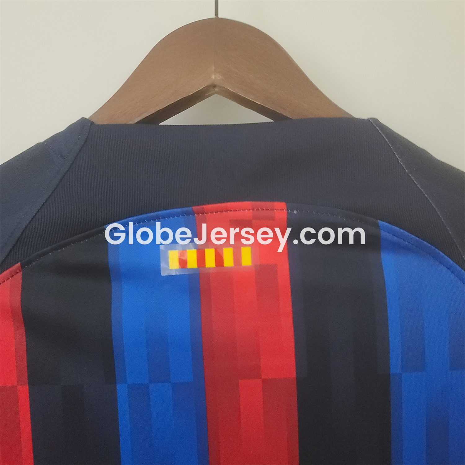 GlobeJersey-Retro Barcelona 22-23 Owl Sponsor Home Jersey