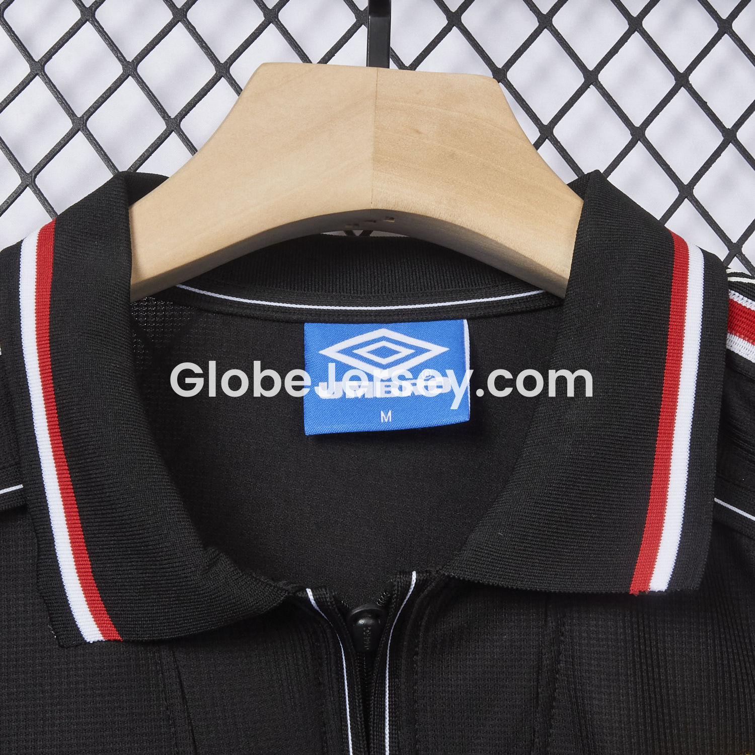 GlobeJersey-Retro Manchester United 1998-99 Black Jersey