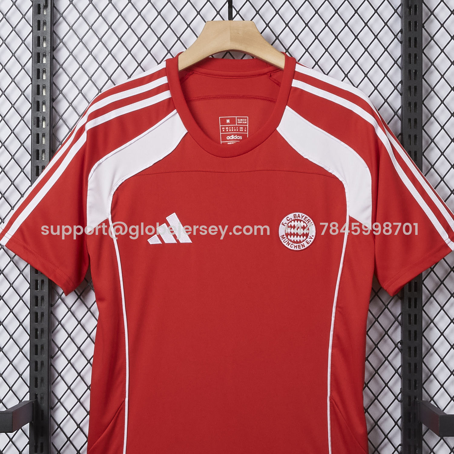 GlobeJersey-Bayern Munich 25-26 Red Urban Purist T-Shirt - Fans Version
