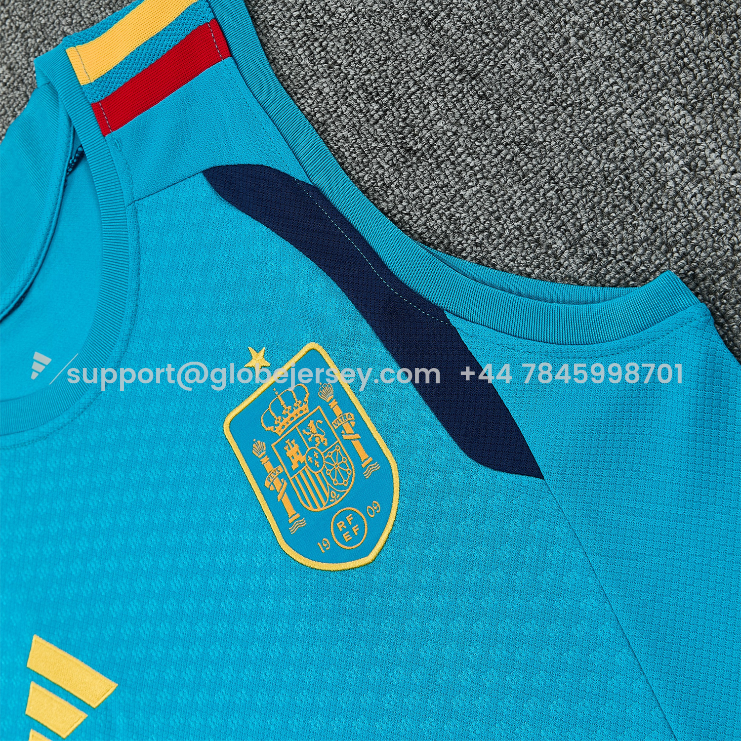GlobeJersey-Spain 2026 Vest Training Set - Light Blue Top & Dark Blue Pants