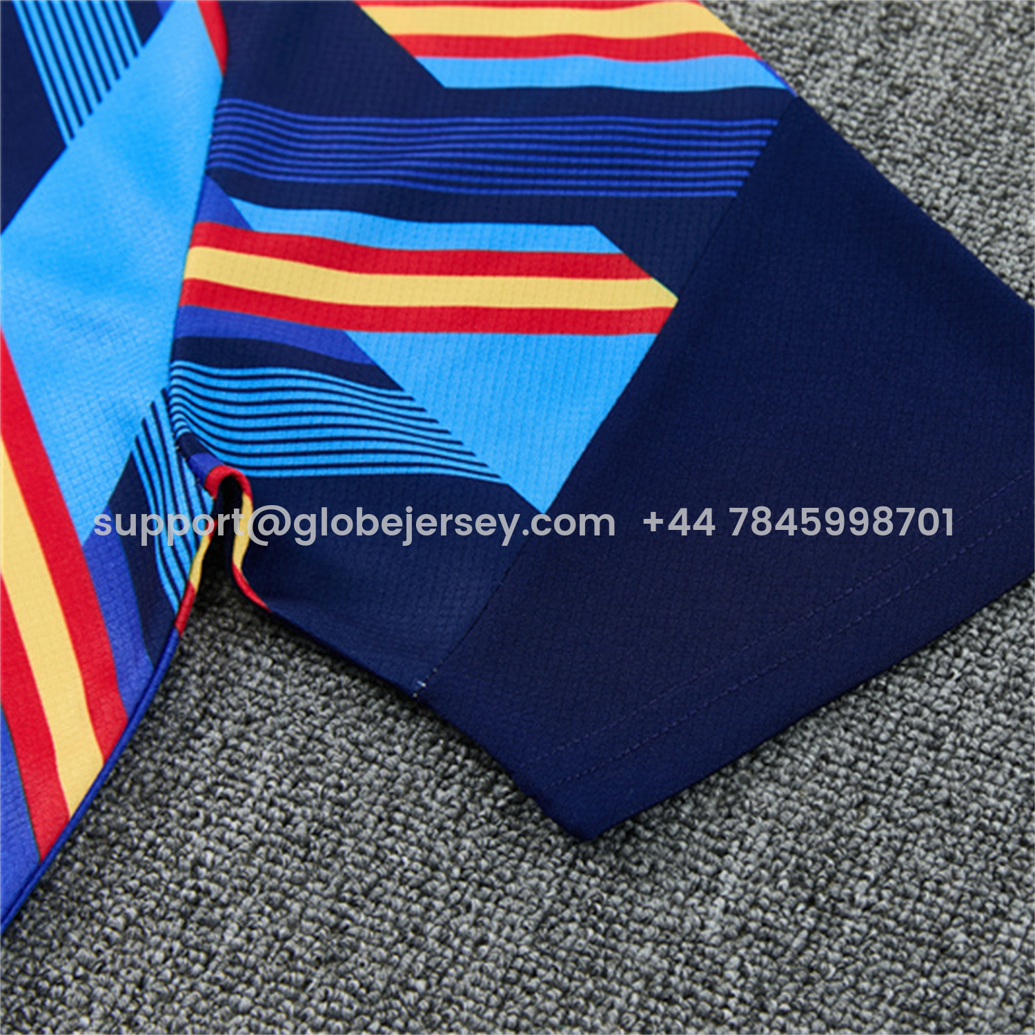 GlobeJersey-Spain 2026 Kids Short-Sleeve Training Set - Royal Blue And Yellow Top & Royal Blue Shorts