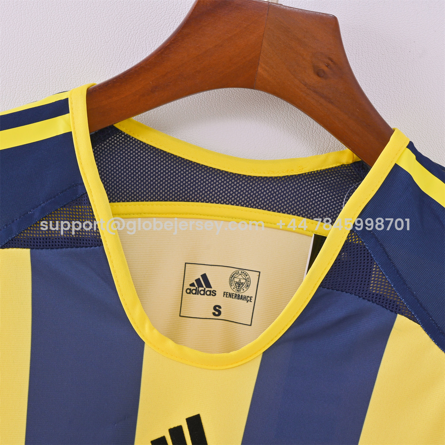 GlobeJersey-Retro Fenerbahce 2005-06 Home Jersey