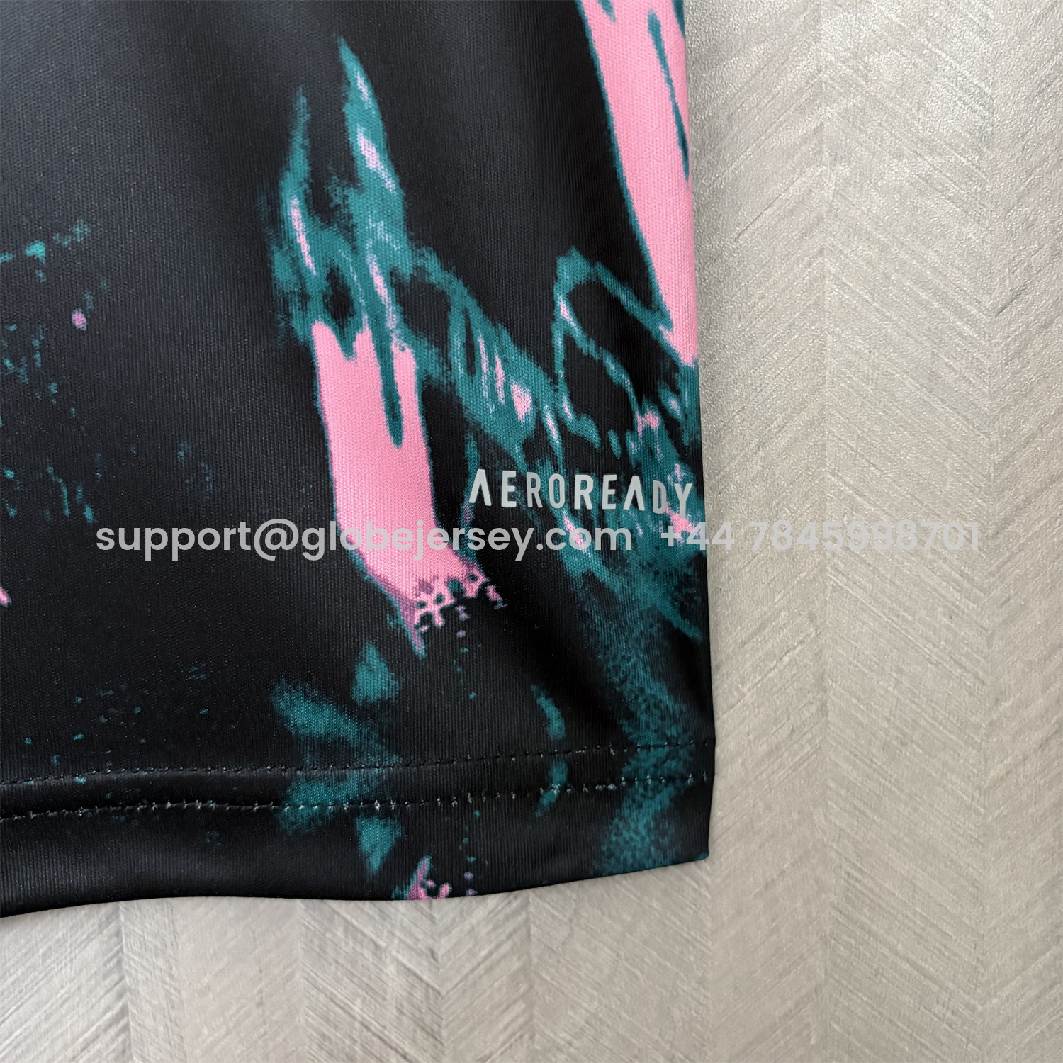 GlobeJersey-Liver.pool 25-26 Pre-Match Training Jersey - Fans Version