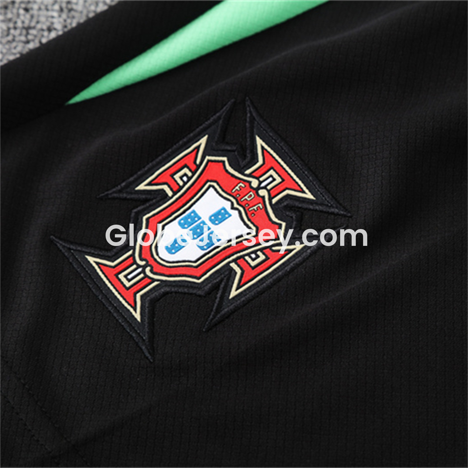 GlobeJersey-Portugal 25-26 Short-Sleeve Training Set - Camouflage top & Black Shorts