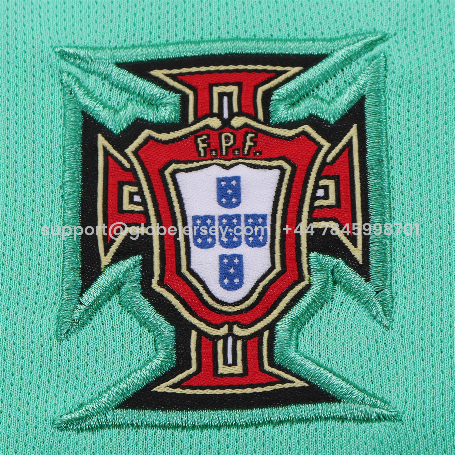 GlobeJersey-Retro Portugal 2016 Away Kids Kit