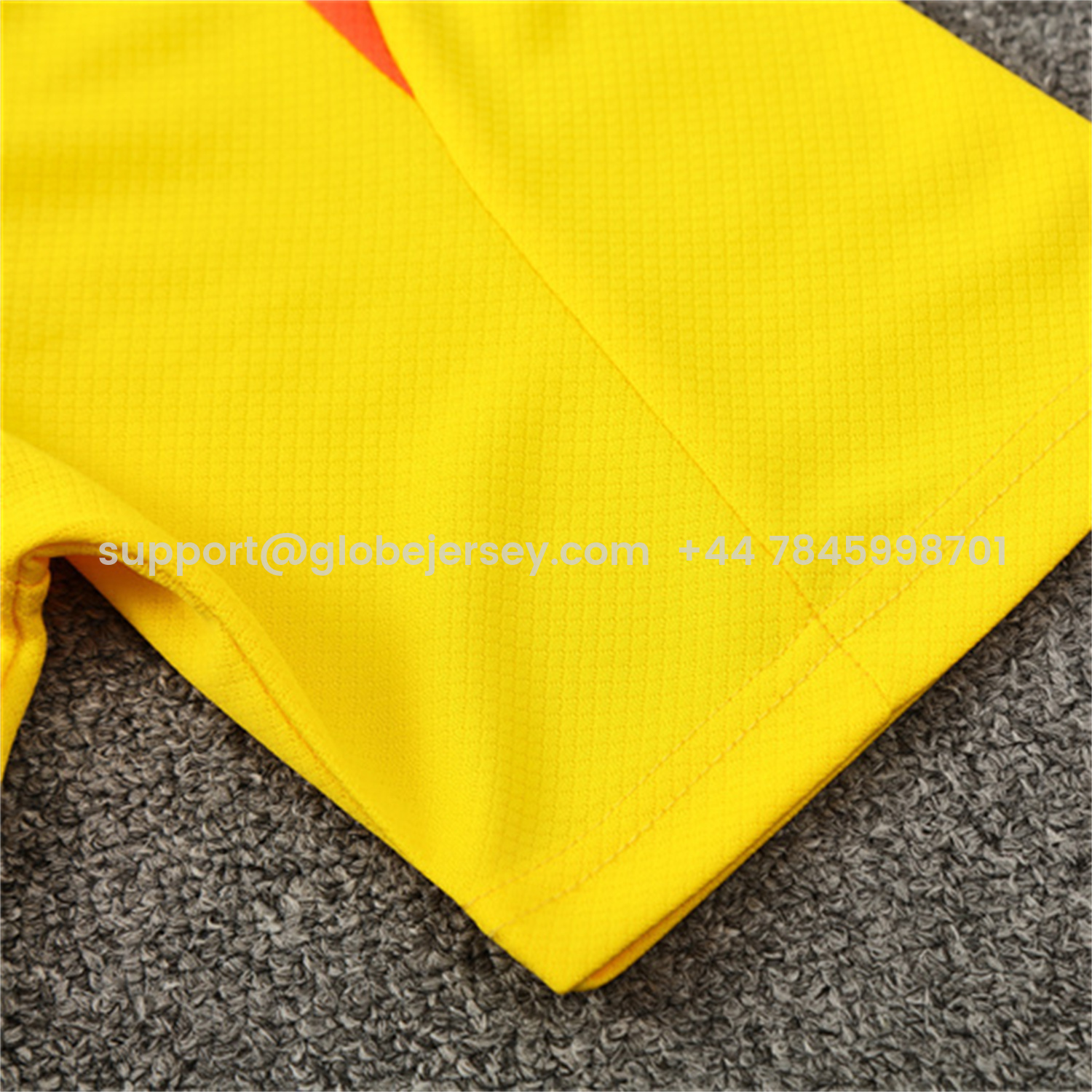 GlobeJersey-Brazil 25-26 Short-Sleeve Training Set - Yellow Top & Black Shorts