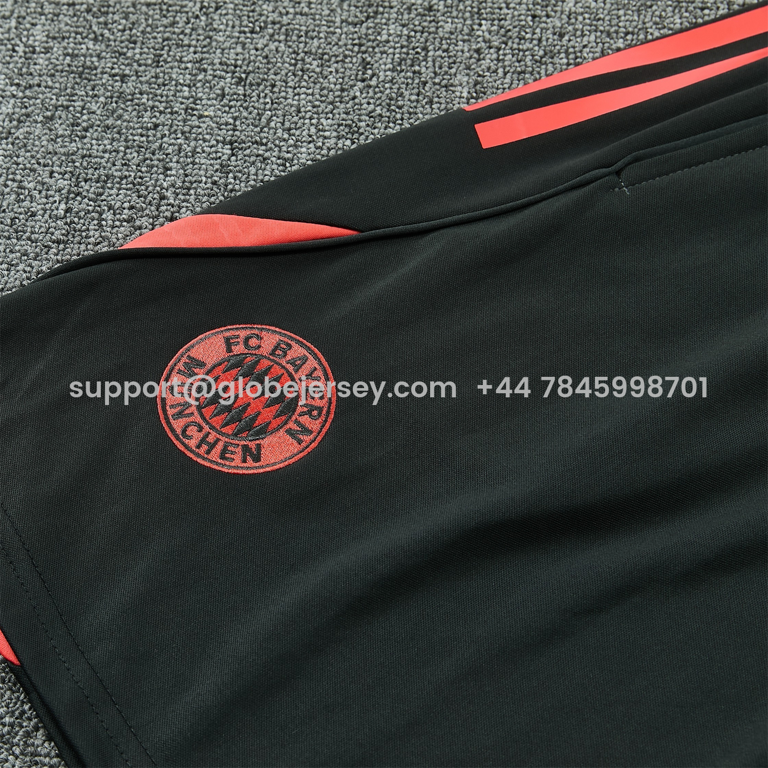 GlobeJersey-Bayern Munich 25-26 Vest Training Set - Coral With Black Accents Top & Black With Coral Accents Pants