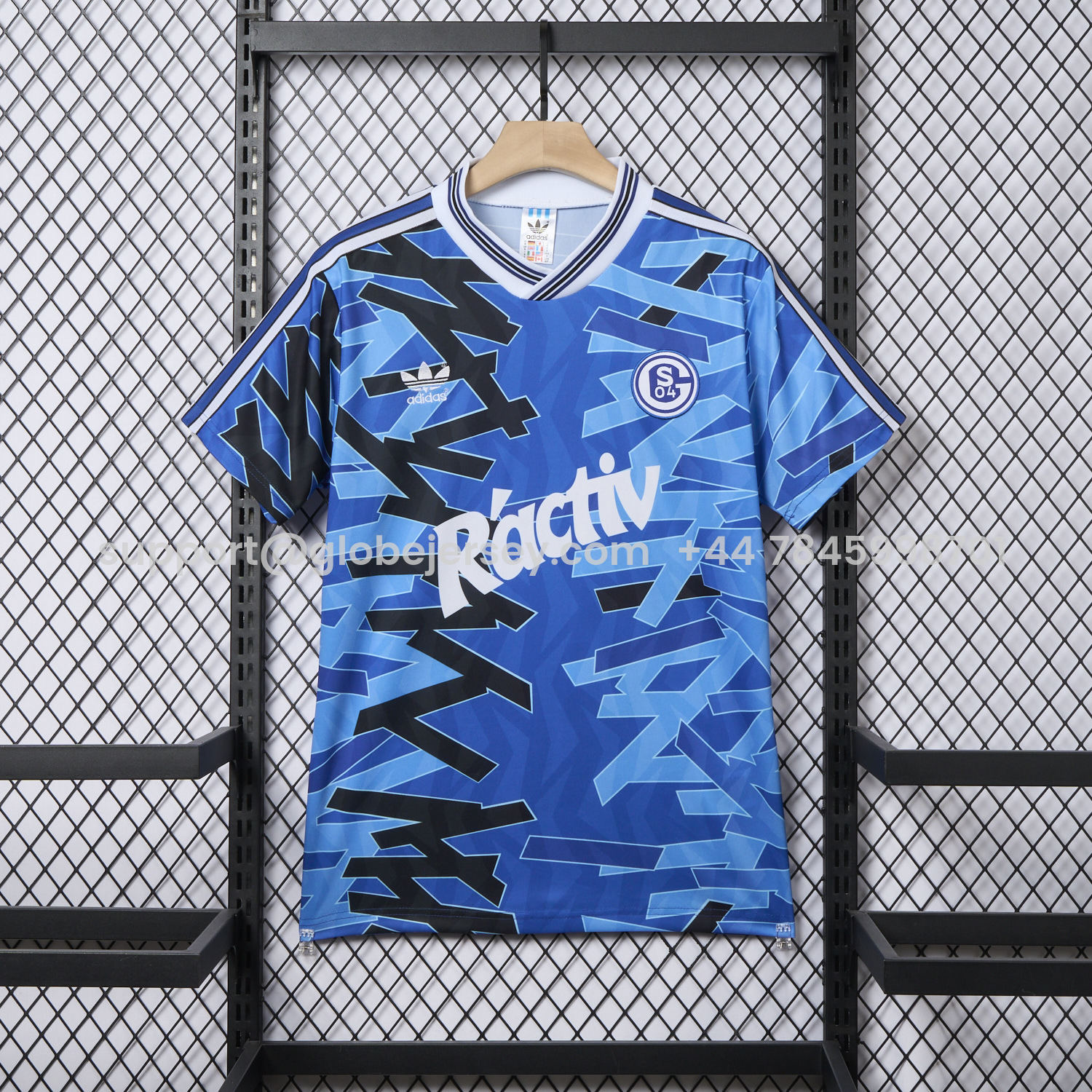GlobeJersey-Retro Schalke 04 1992-93 Home Jersey