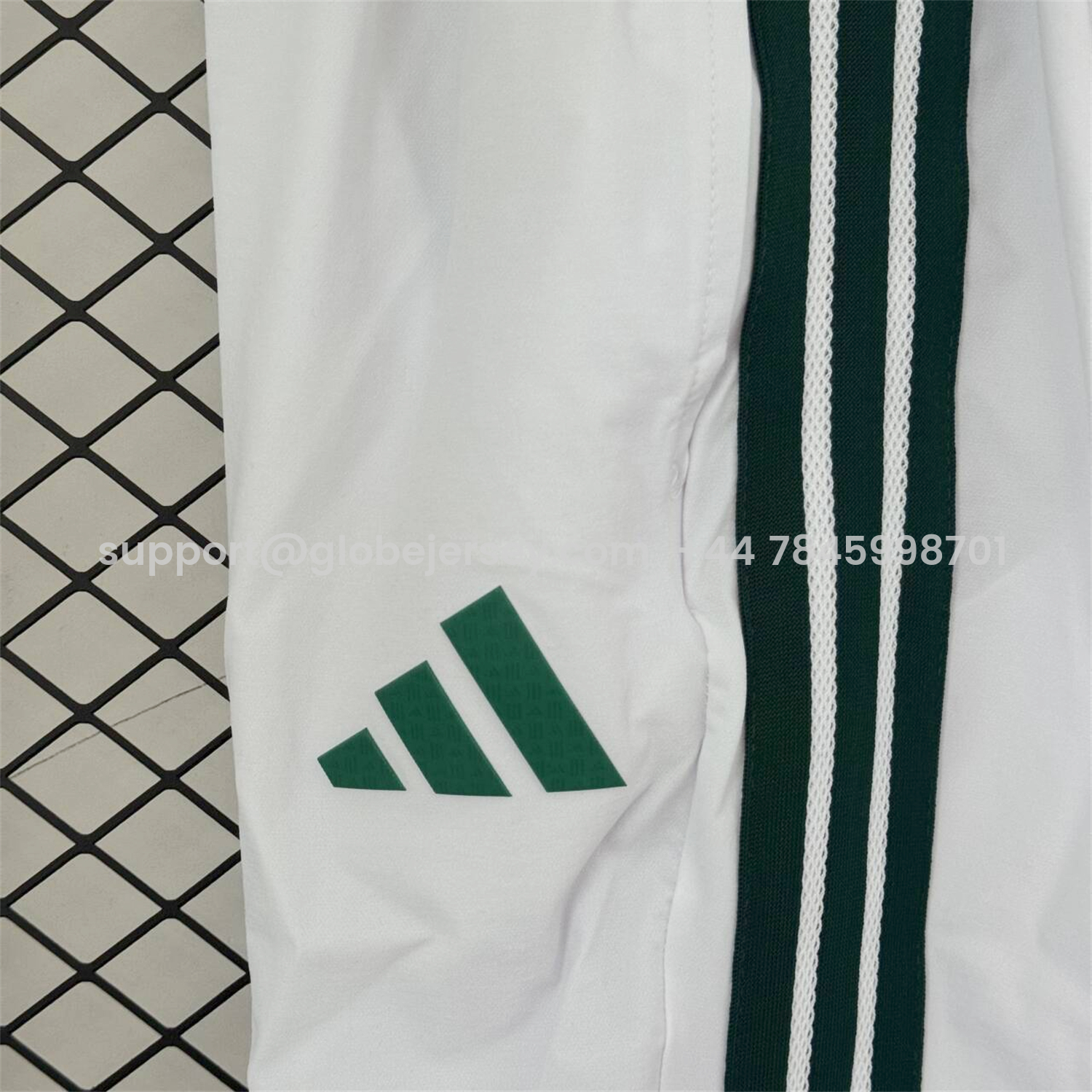 GlobeJersey-Algeria 25-26 Windbreaker Training Set - White With Black Top and Pants