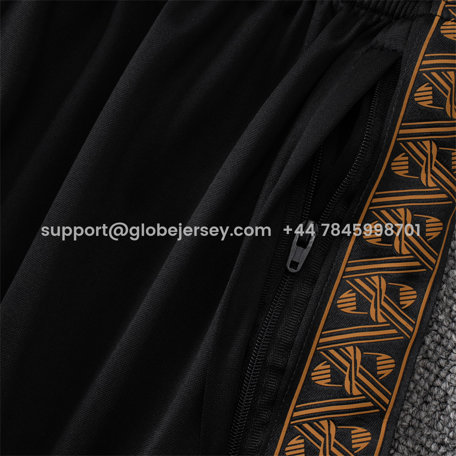 GlobeJersey-Portugal 2026 Long Sleeve Training Set - Gold Lines Black Top & Pants
