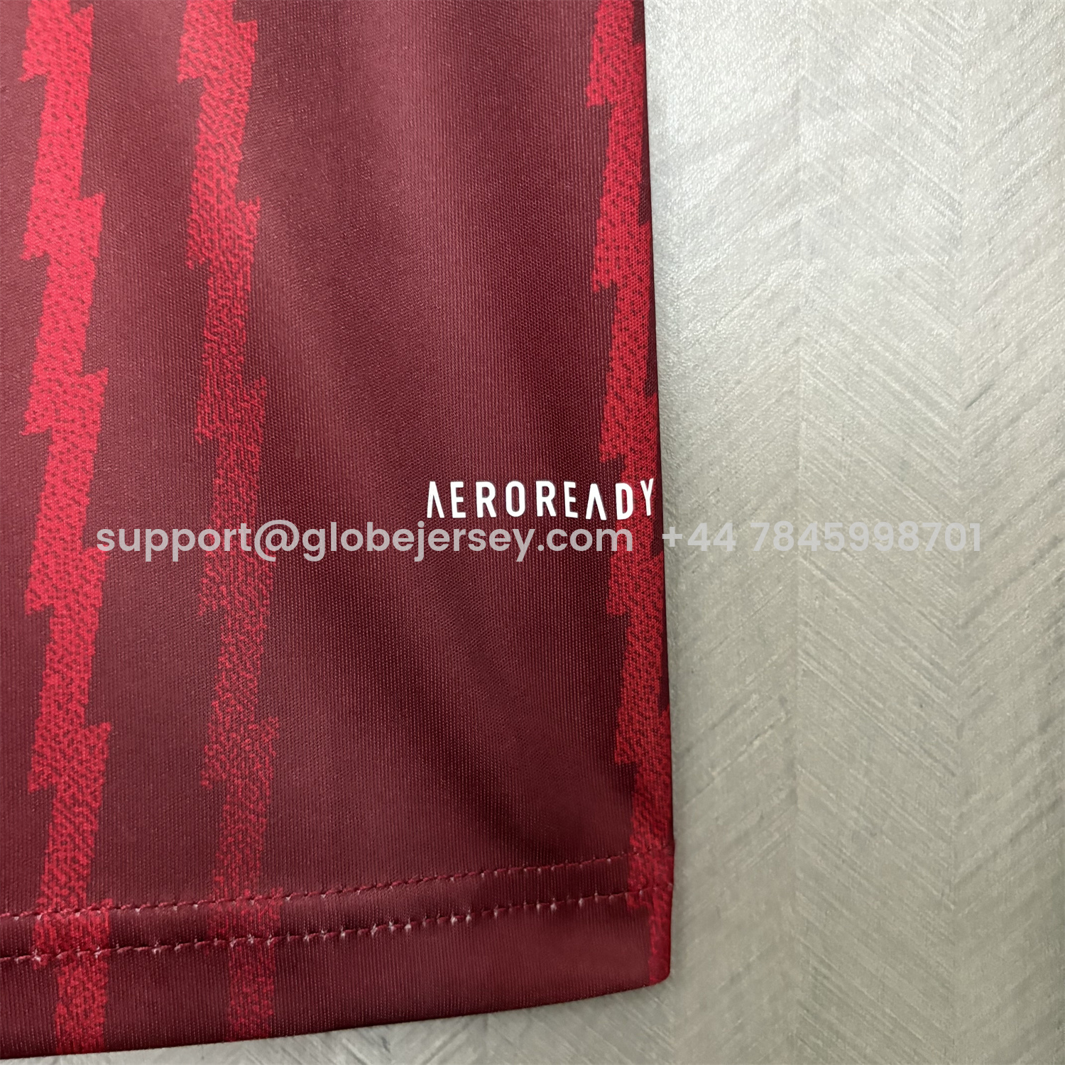 GlobeJersey-Arsenal 26-27 Red Lines Training Jersey - Fans Version