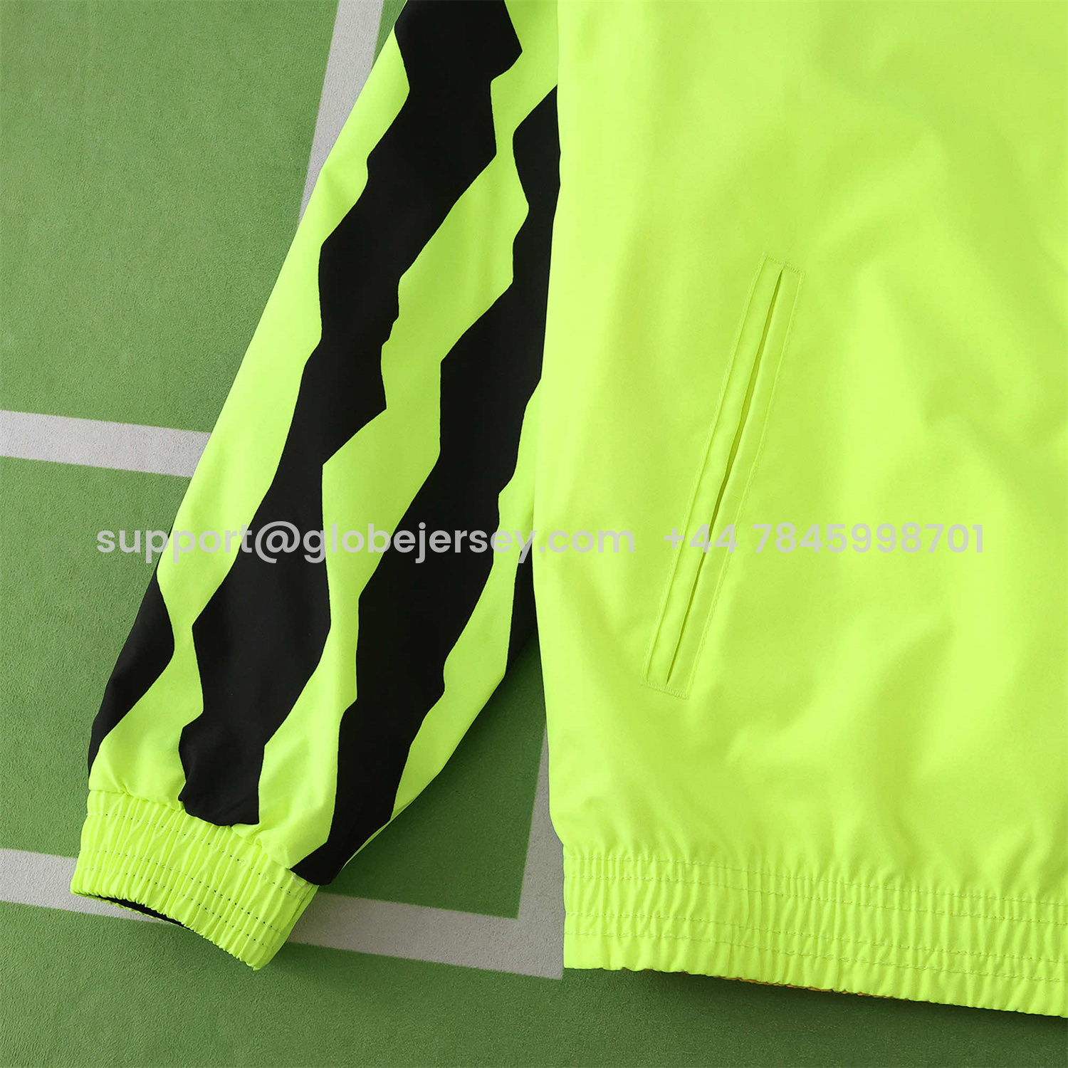 GlobeJersey-Dortmund 25-26 Double Sided Reversible Windbreaker - Green & Yellow