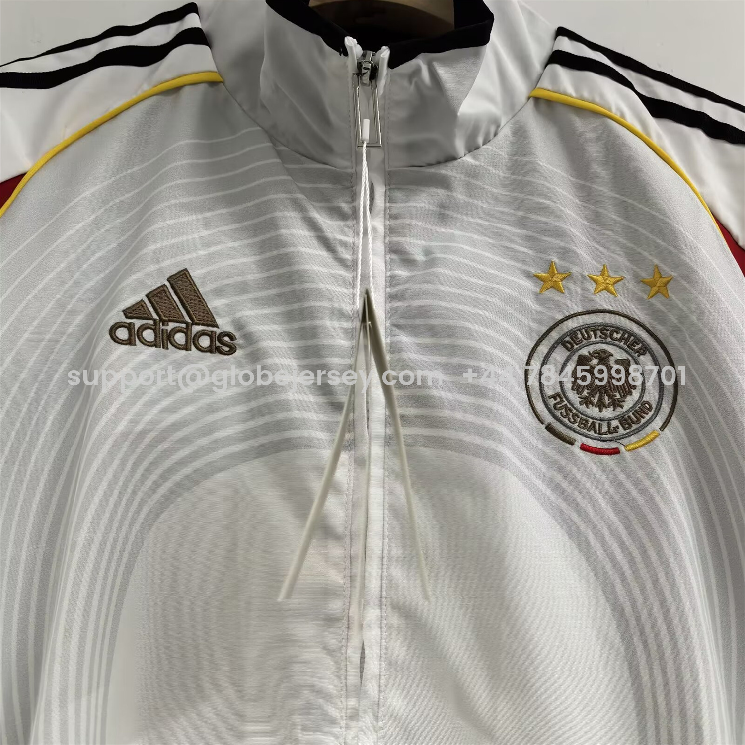 GlobeJersey-Retro Germany 2006 Vintage Style Windbreaker - White & Black