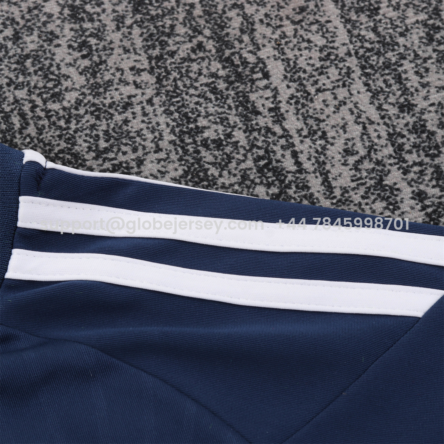 GlobeJersey-Retro Real Madrid 2010-11 Away Kids Kit