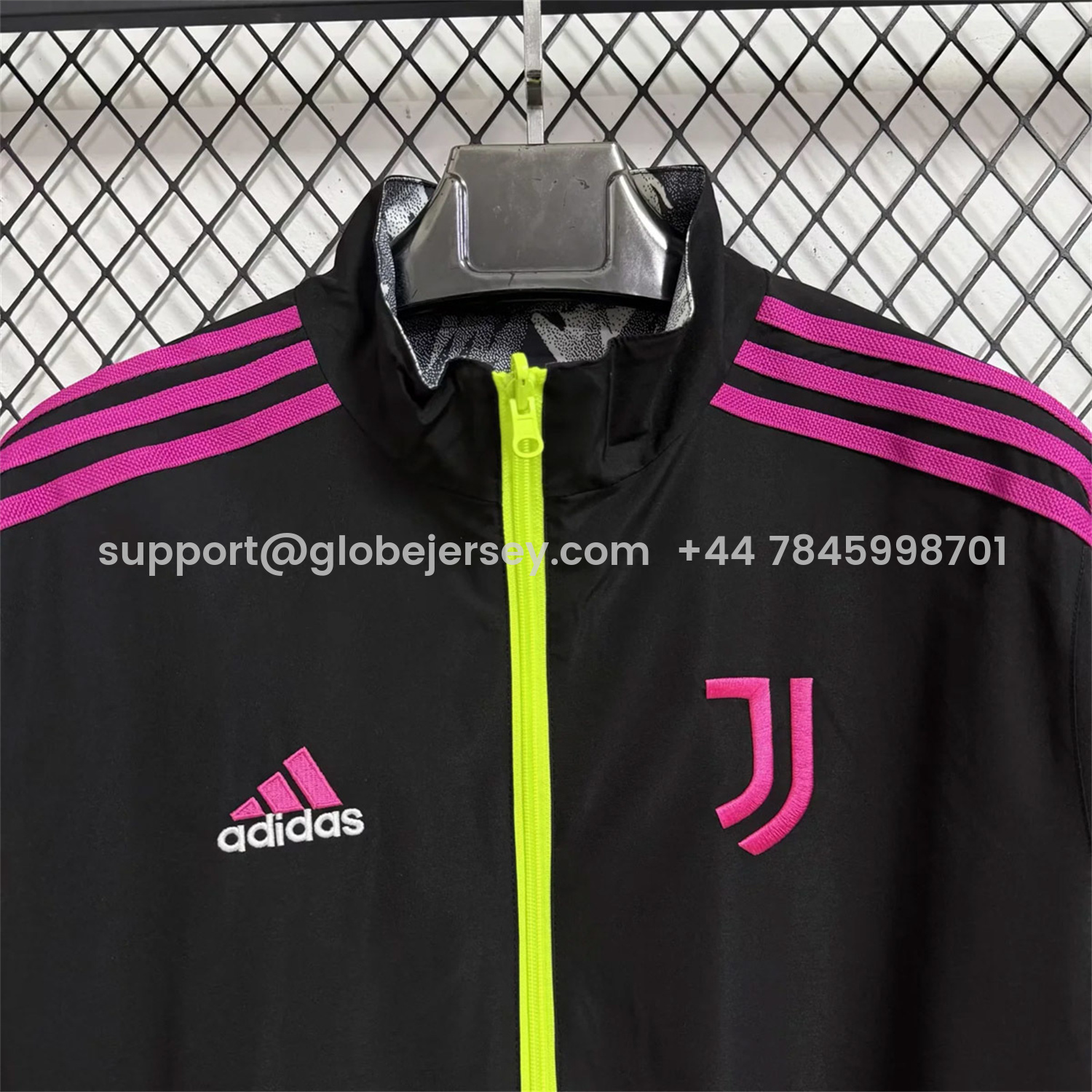 GlobeJersey-Juventus 25-26 Double Sided Reversible Windbreaker - Black & Grey
