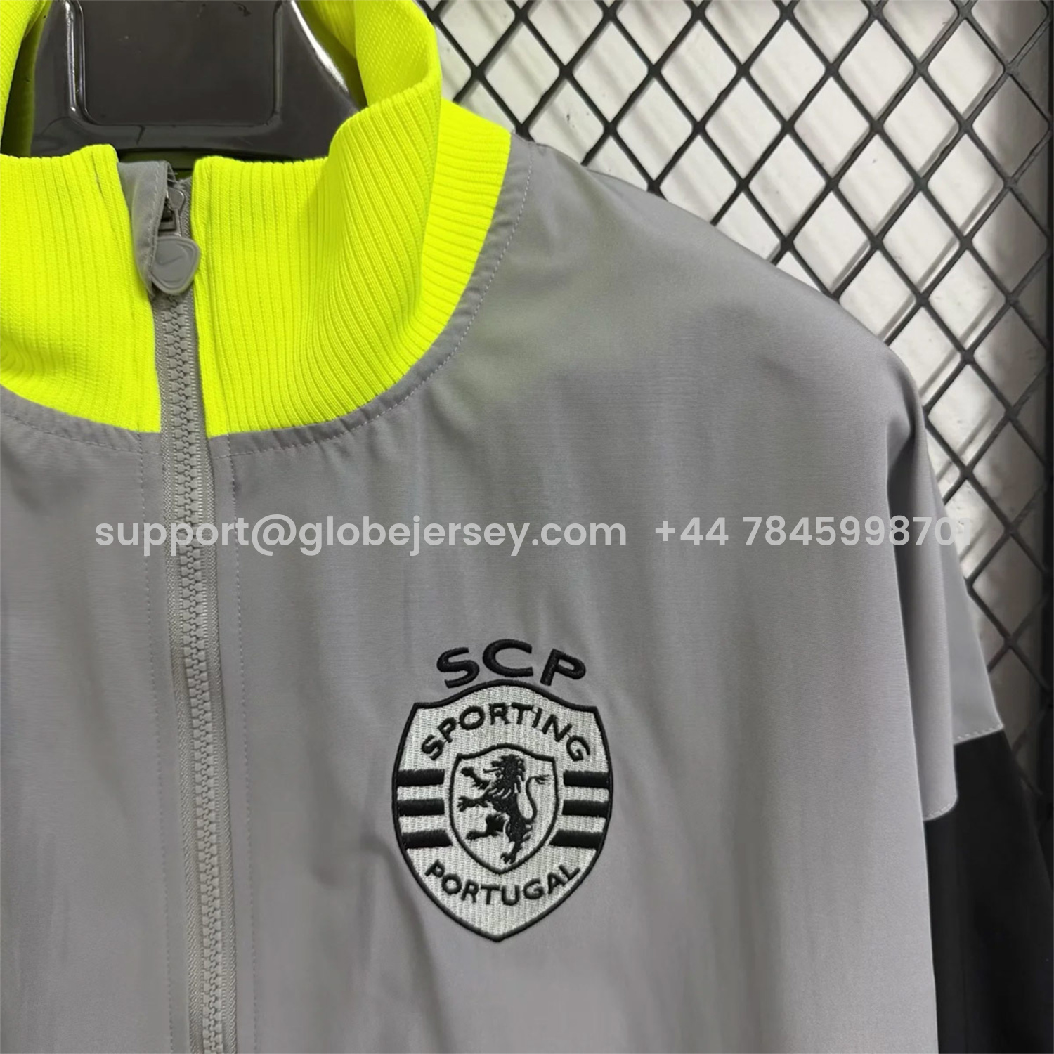 GlobeJersey-Sporting CP 25-26 Windbreaker Jacket - Grey
