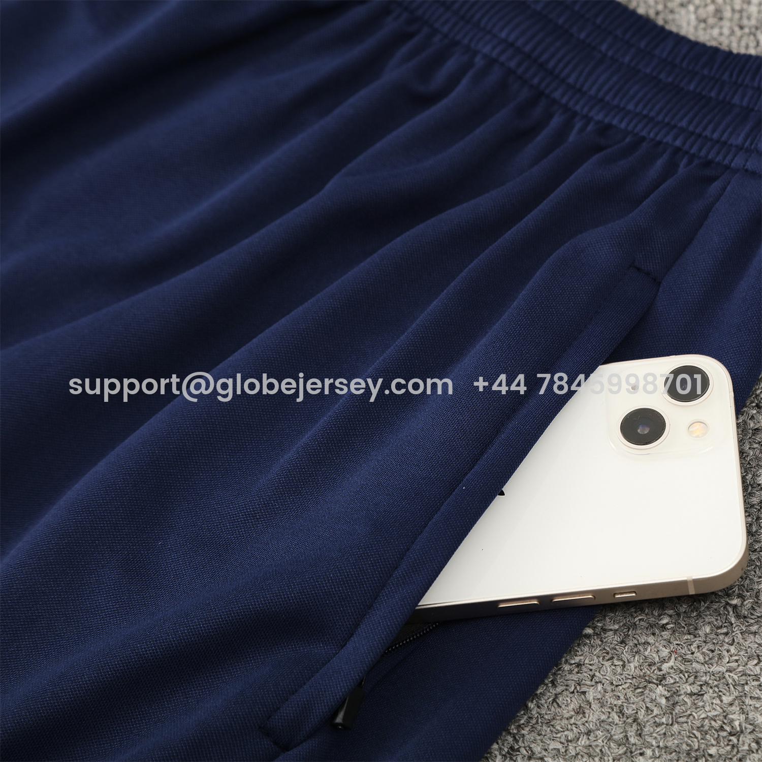 GlobeJersey-Barcelona 25-26 Short-Sleeve Training Set - Colors Top & Dark Blue Pants