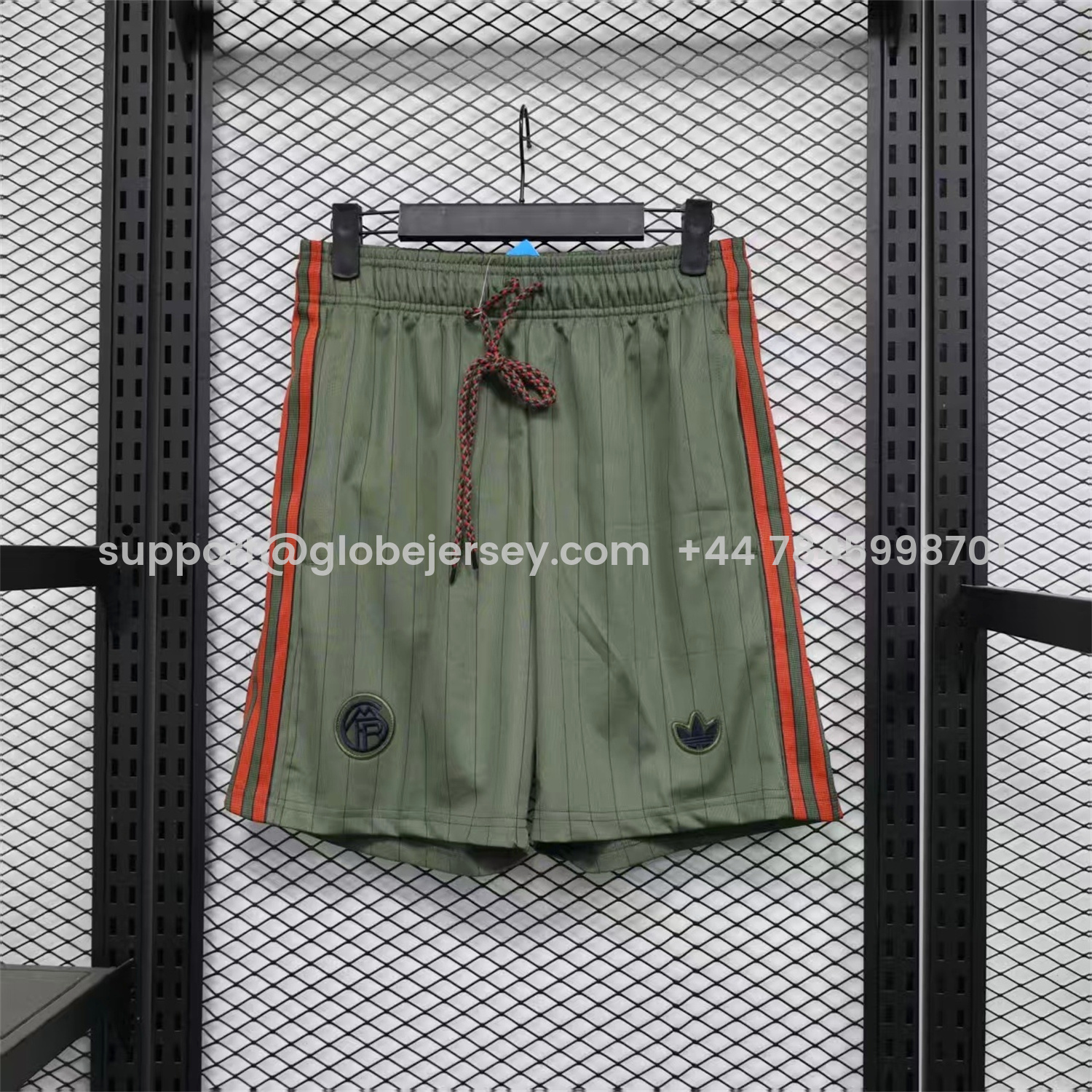 GlobeJersey-Bayern Munich 25-26 Trefoil Grey Green Travel Shorts - Player Version