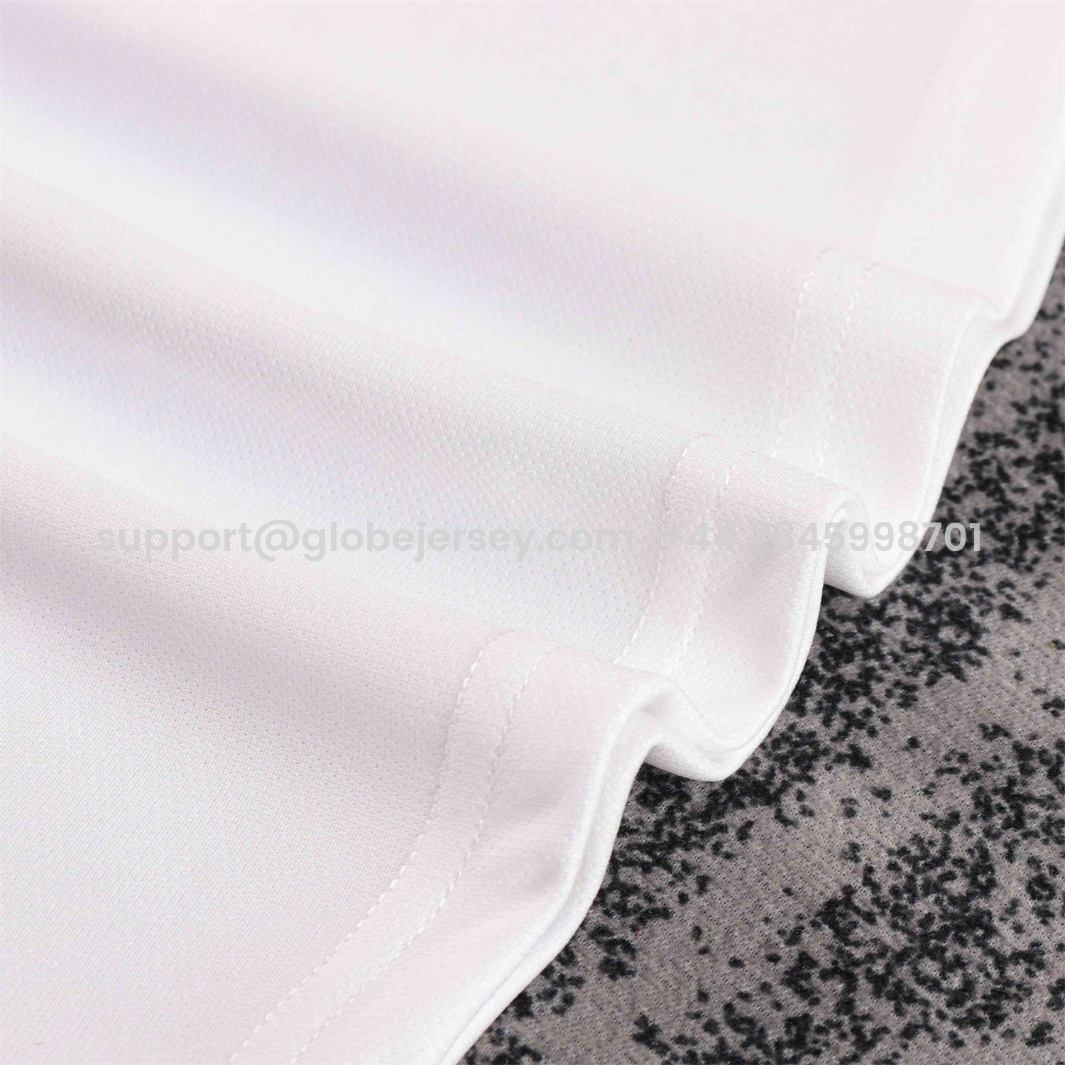 GlobeJersey-Retro Liver.pool 2001-02 Away Kids Kit