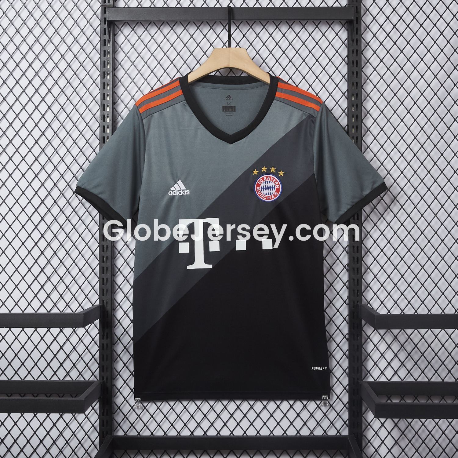 GlobeJersey-Retro Bayern Munich 2016-17 Away Jersey
