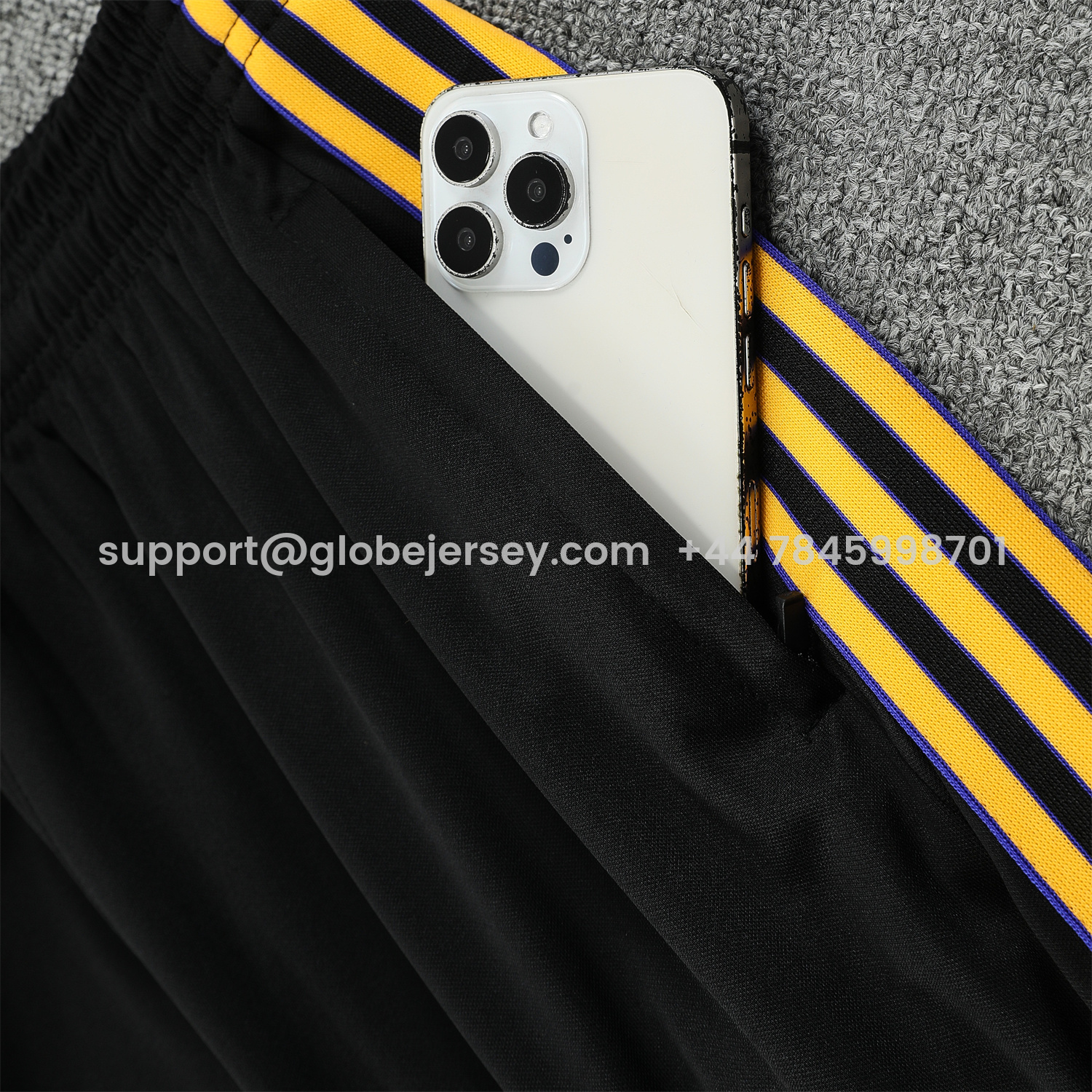 GlobeJersey-Manchester United 25-26 Vest Training Set - Black Top & Black Shorts