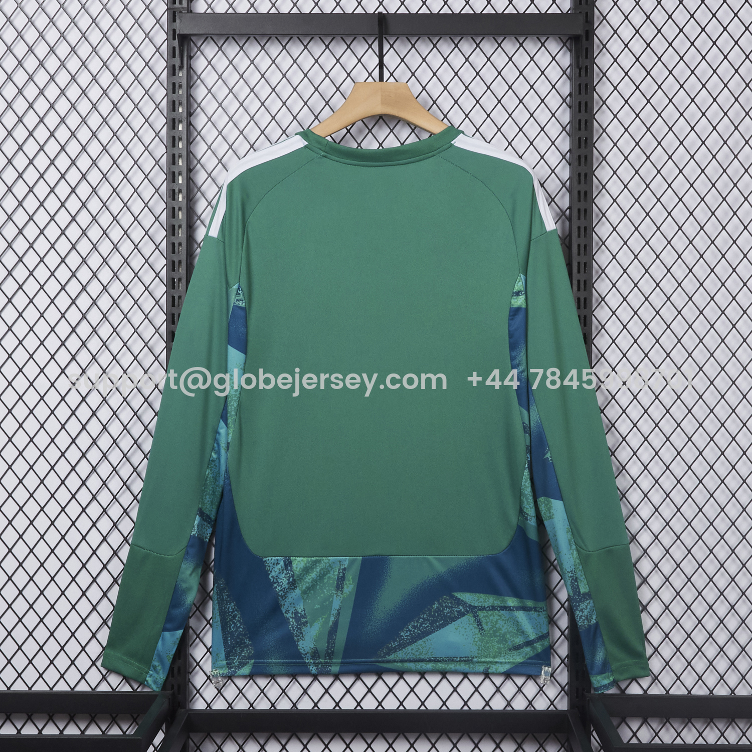 GlobeJersey-Germany 2026 Goalkeeper Green Long Sleeves Jersey - Fans Version