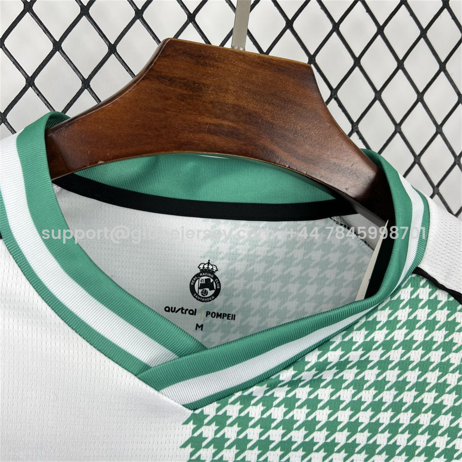 GlobeJersey-Racing de Santander 25-26 White And Green Special Jersey - Fans Version